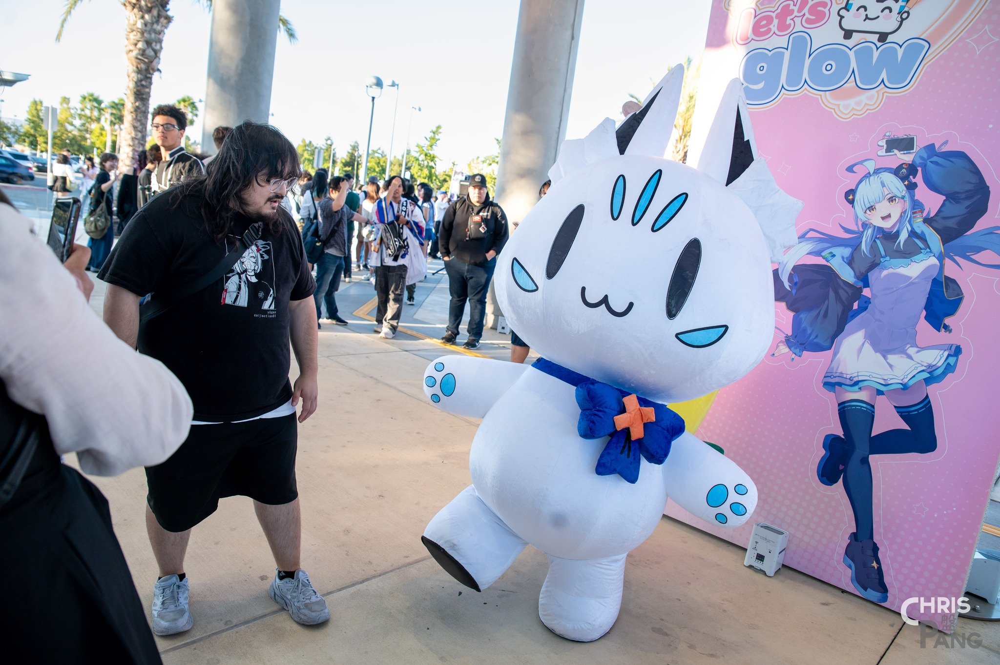 This has probably been the most packed I've ever seen a @sfbayarearapidtransit  station ever become.  Everyone came across the bay to attend the first Bart Anime Festival. There were people packed tightly visiting the artist alley, @anicloverclub, th