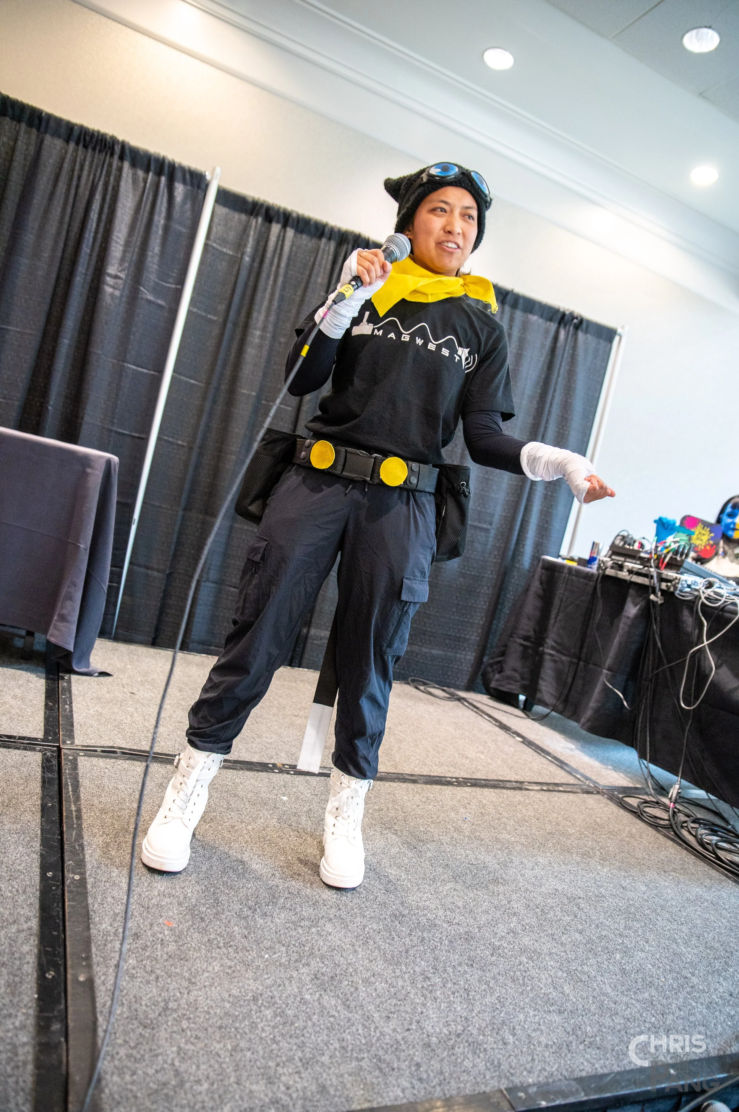 D2-Cosplay_Contest-ChrisP-5460.jpg