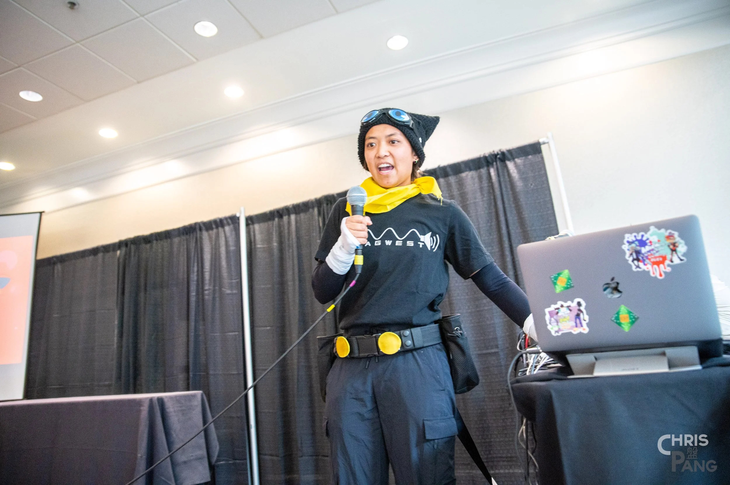 D2-Cosplay_Contest-ChrisP-5513.jpg