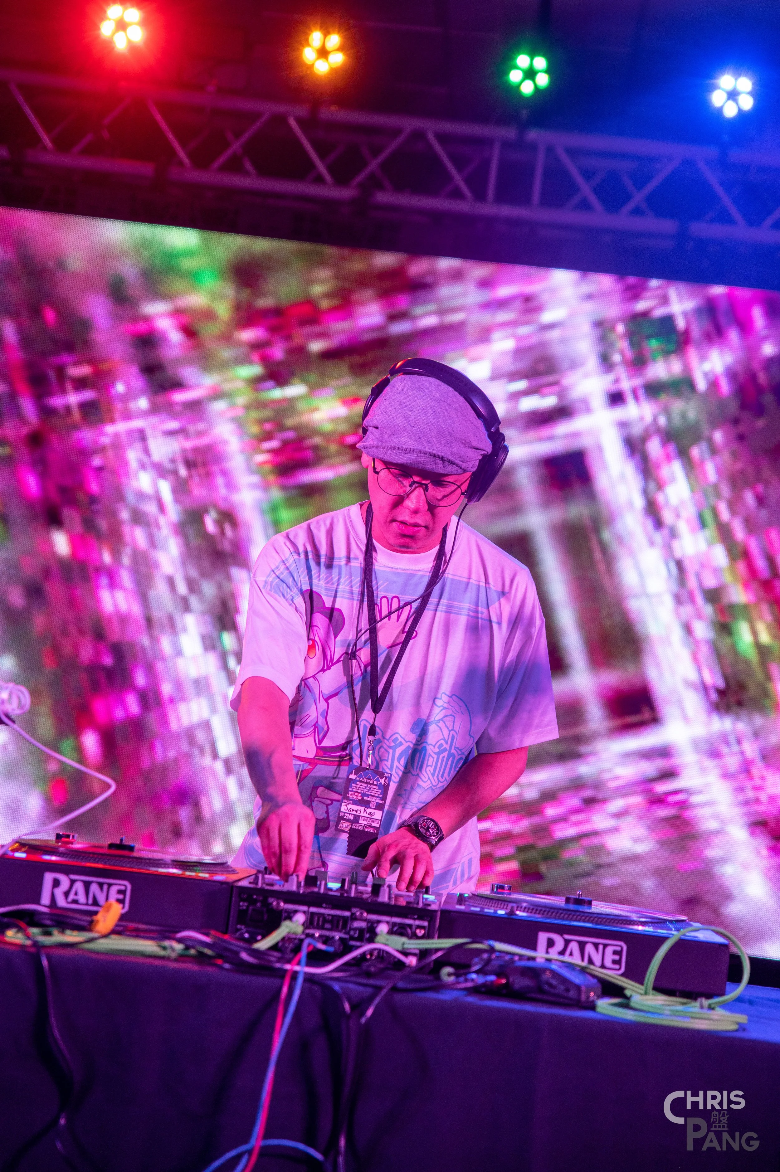 D2-aniclover-ChrisP-17.jpg