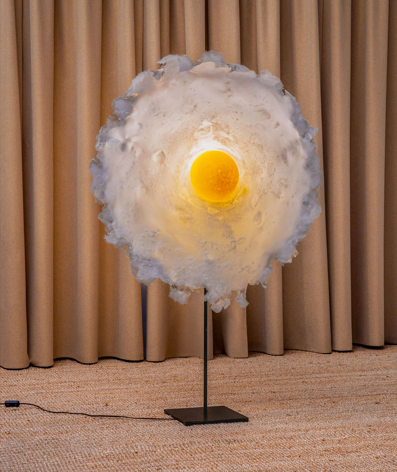 michel-froment-egg-lamp.jpg