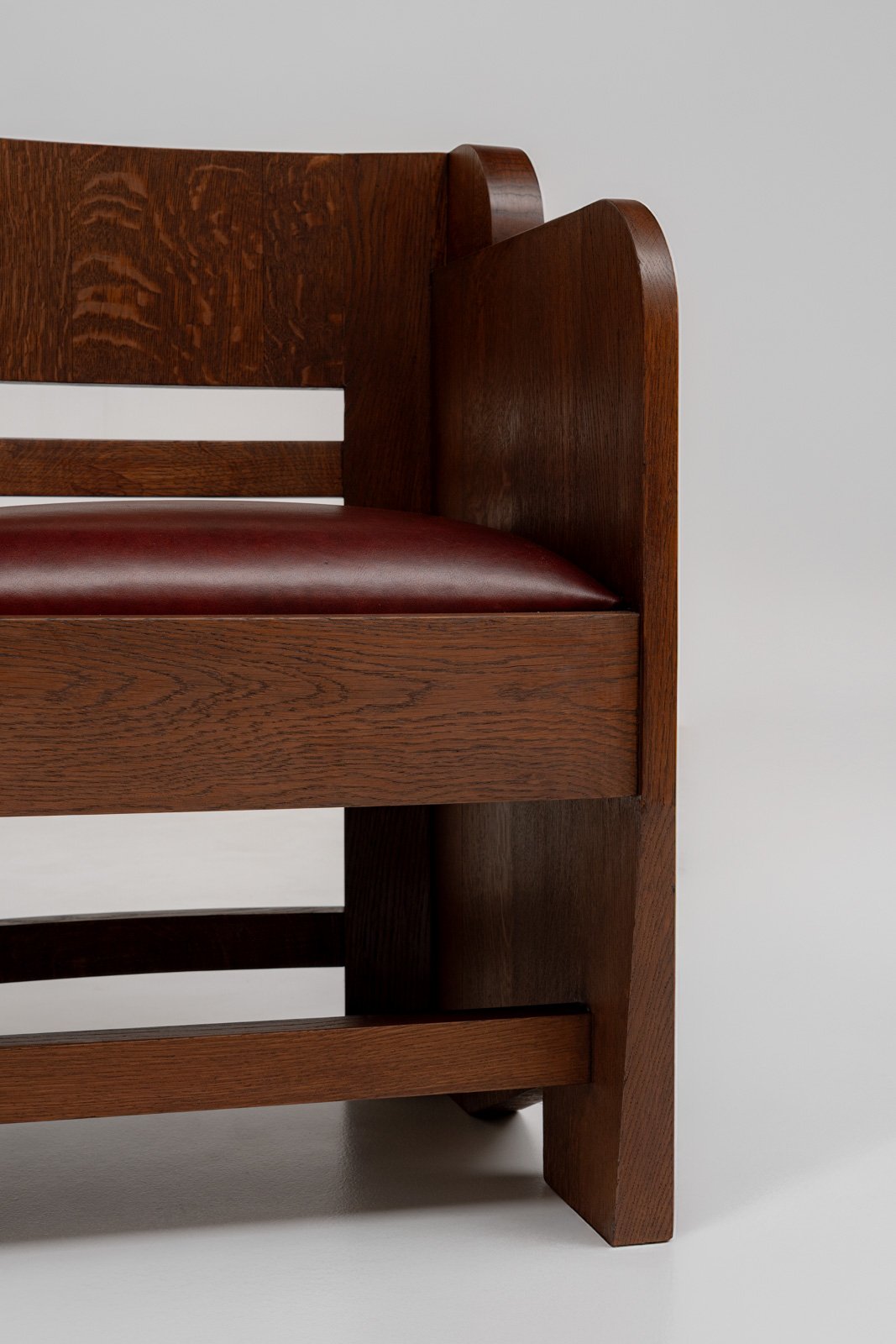 dutch-art-deco-oak-armchairs-1930s-5.jpg