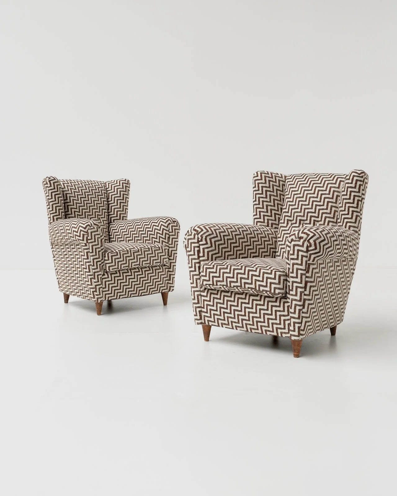 zigzag-italian-armchairs-9.jpg