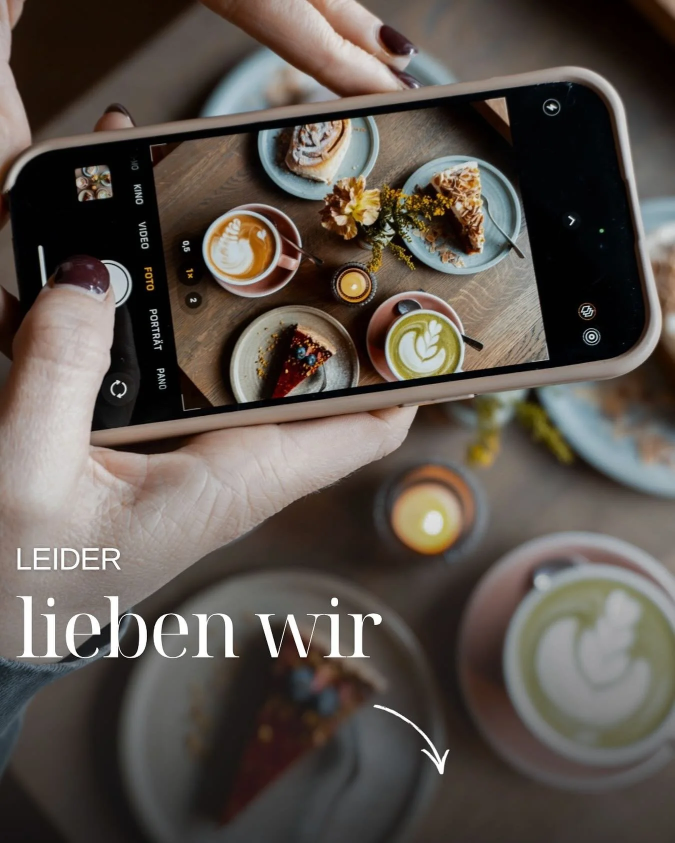Es gibt so viele kleine Dinge, die wir im Caf&eacute;-Alltag einfach lieben, auch wenn wir es nicht immer zugeben wollen&hellip; Leider lieben wir&hellip;

📲 &hellip;immer erst ein Foto zu machen bevor wir essen. 
☕️ &hellip;dass der erste Flat Whit