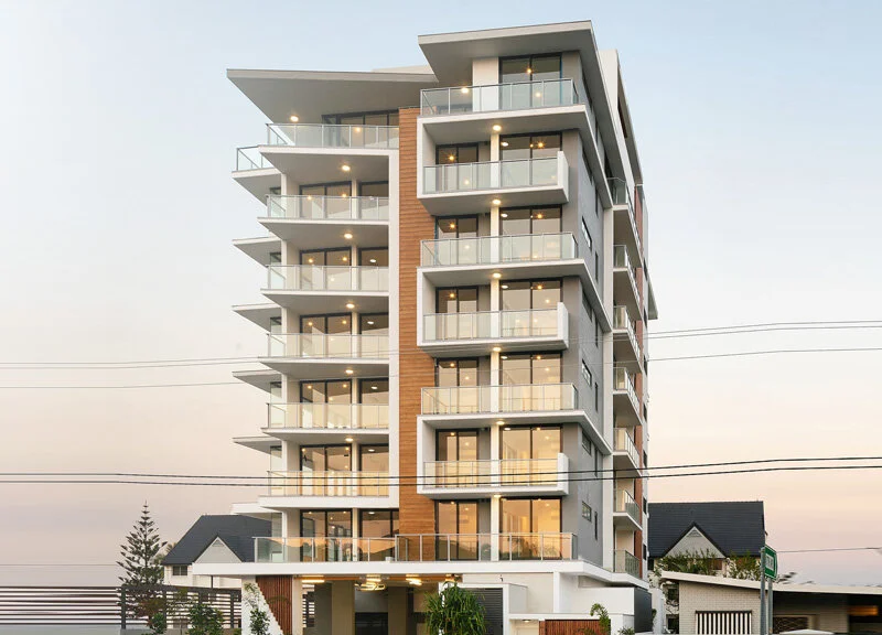 PERISCOPE APARTMENTS, PALM BEACH   Periscope Apartments is comprised of 28 luxury homes ranging from 2-3 bedrooms across 8 levels, located only steps from the beautiful Palm Beach in Gold Coast, Australia. Residents have access to a shared rooftop oasis with breathtaking ocean views, infinity pool, BBQ and socialising area.