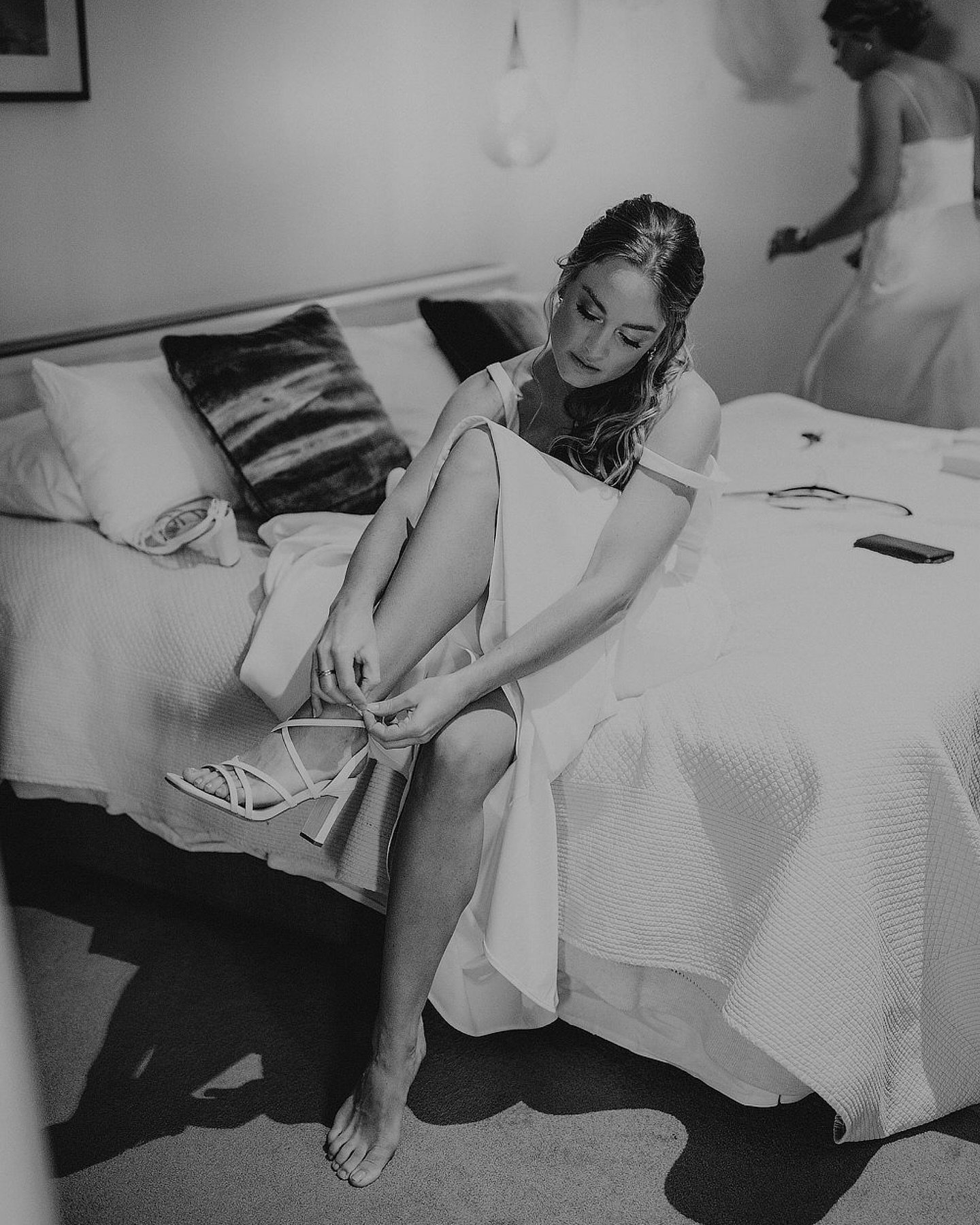 The calm before the &lsquo;I do&rsquo;🫶
.
.
.
#BrisbaneWeddingPhotographer
#GoldCoastWeddingPhotographer
#ByronBayWeddingPhotographer
#SunshineCoastWeddingPhotographer
#BrisbaneWeddingVideographer
#GoldCoastWeddingVideographer
#ByronBayWeddingVideog