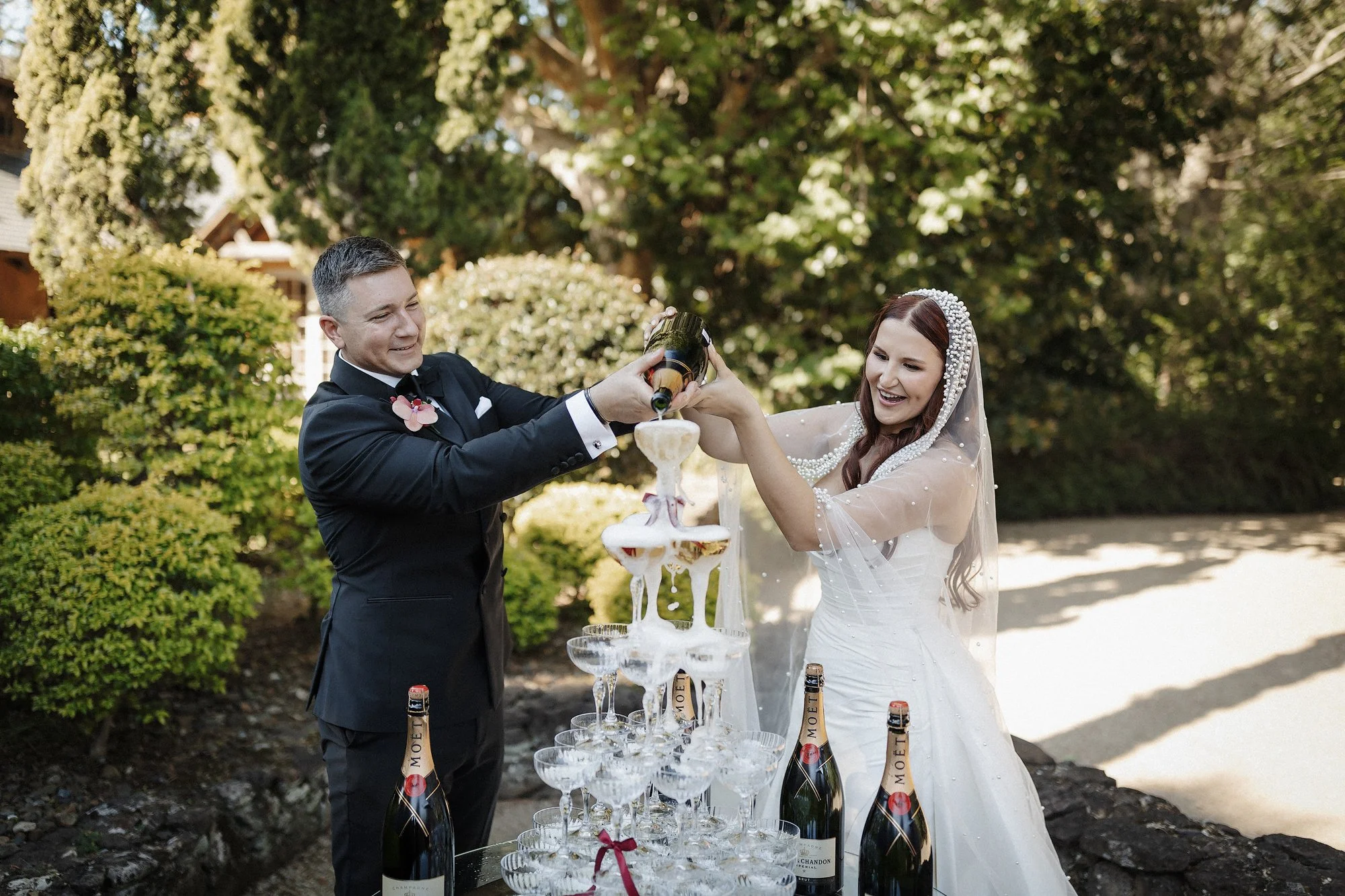 Deux-Belettes-wedding-photographer1.jpg