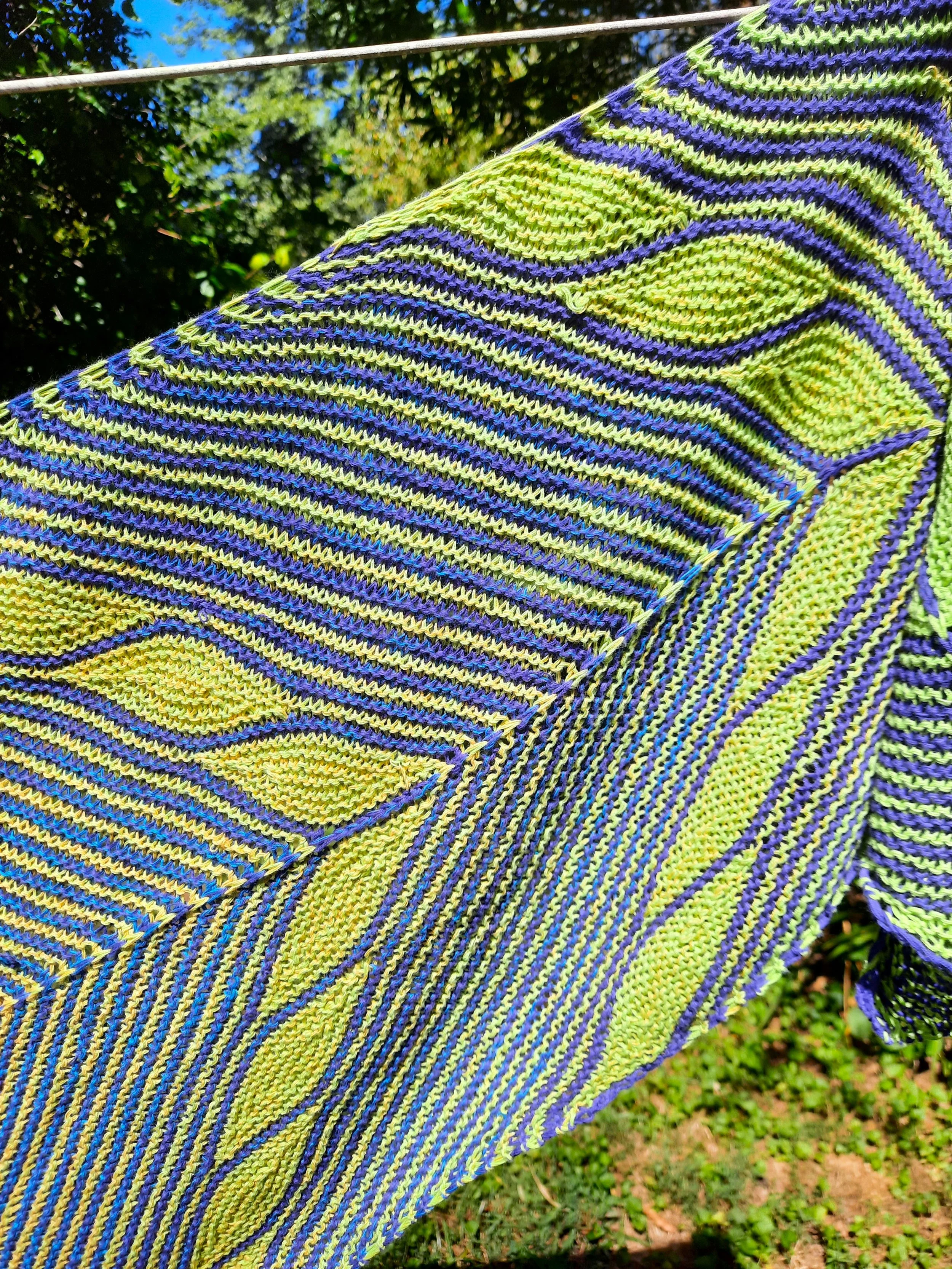 Ukraine Snood (8).jpg