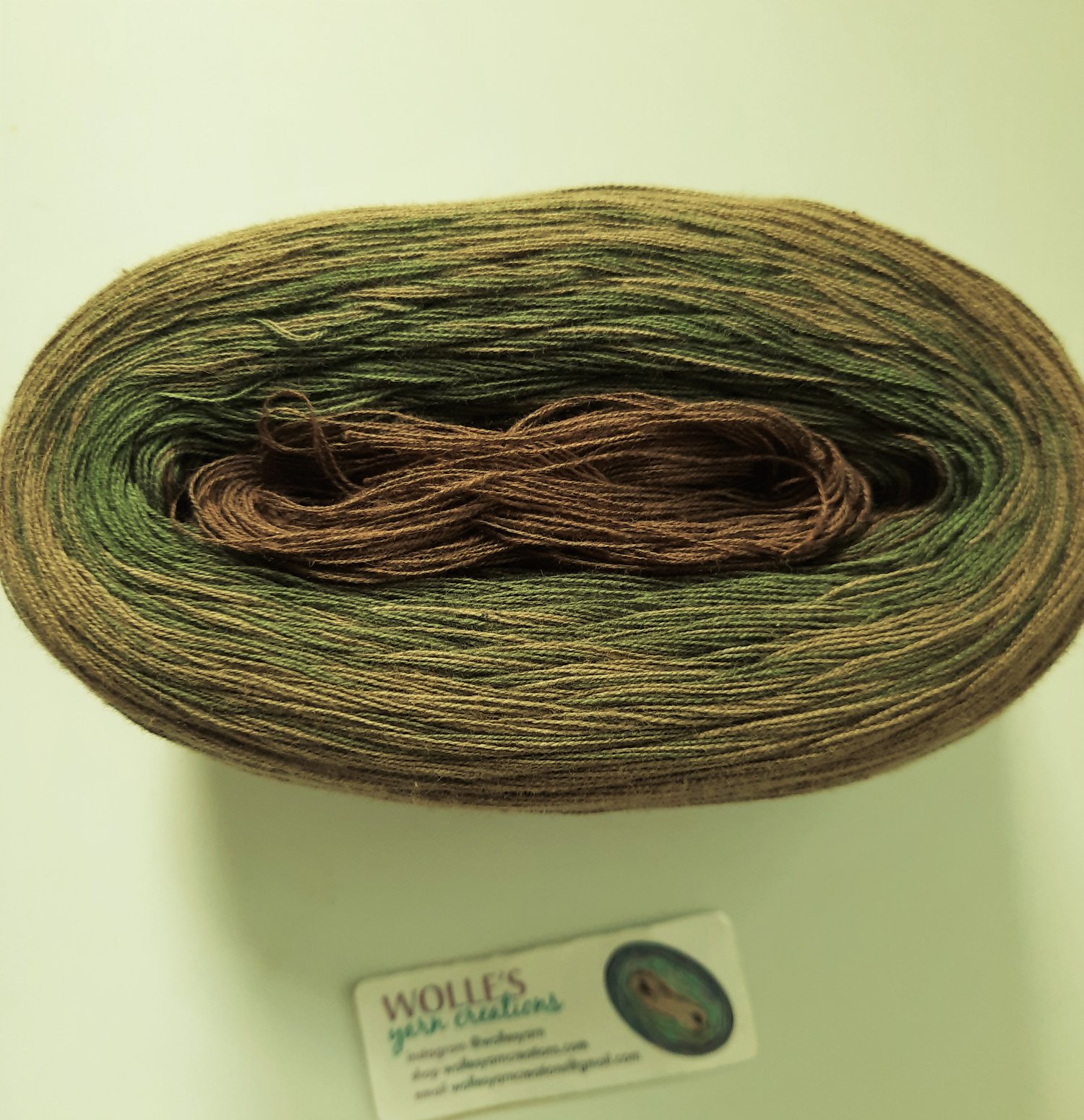 NEW WOODY, Color Changing Cotton yarn