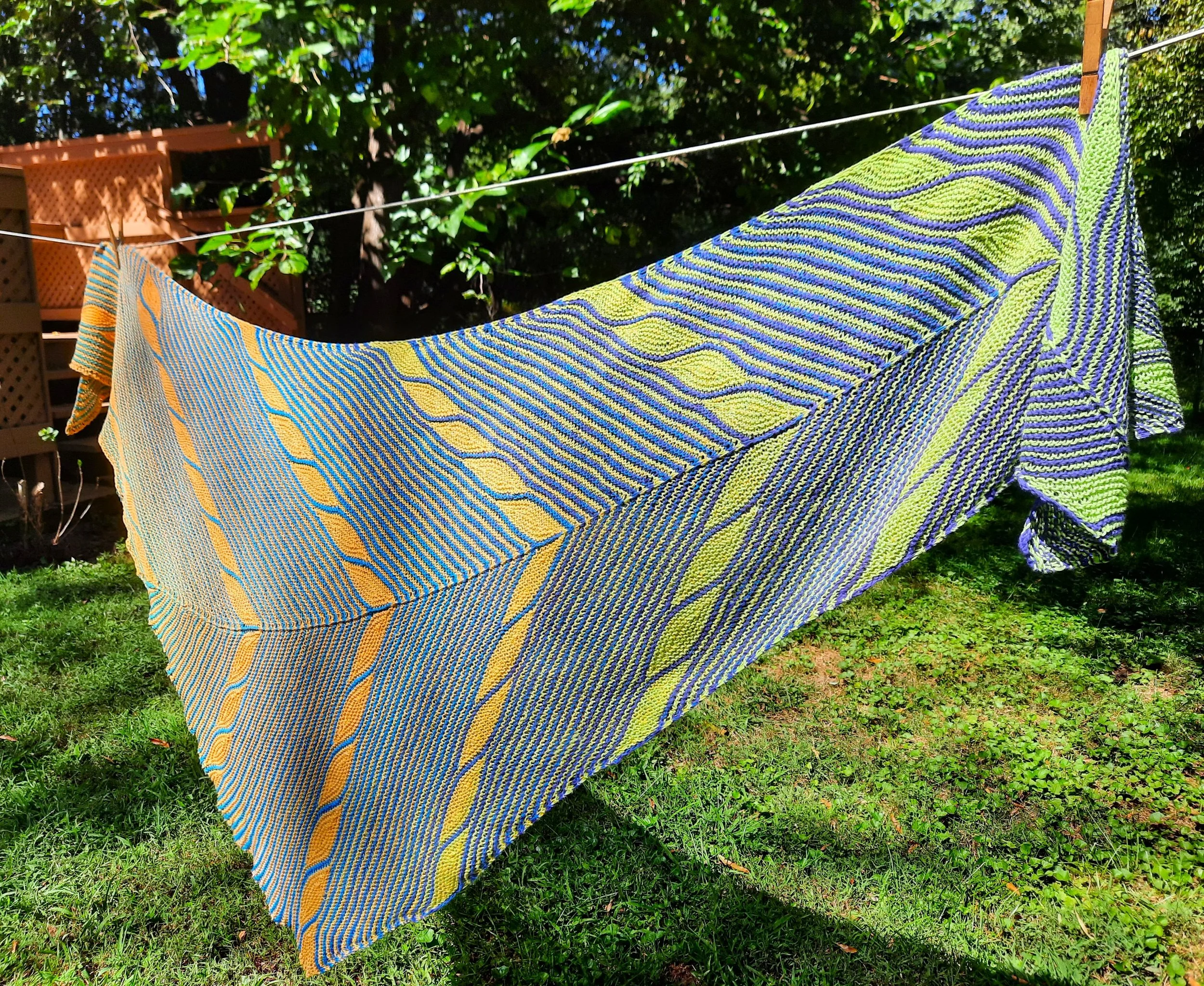 Ukraine Snood (7).jpg
