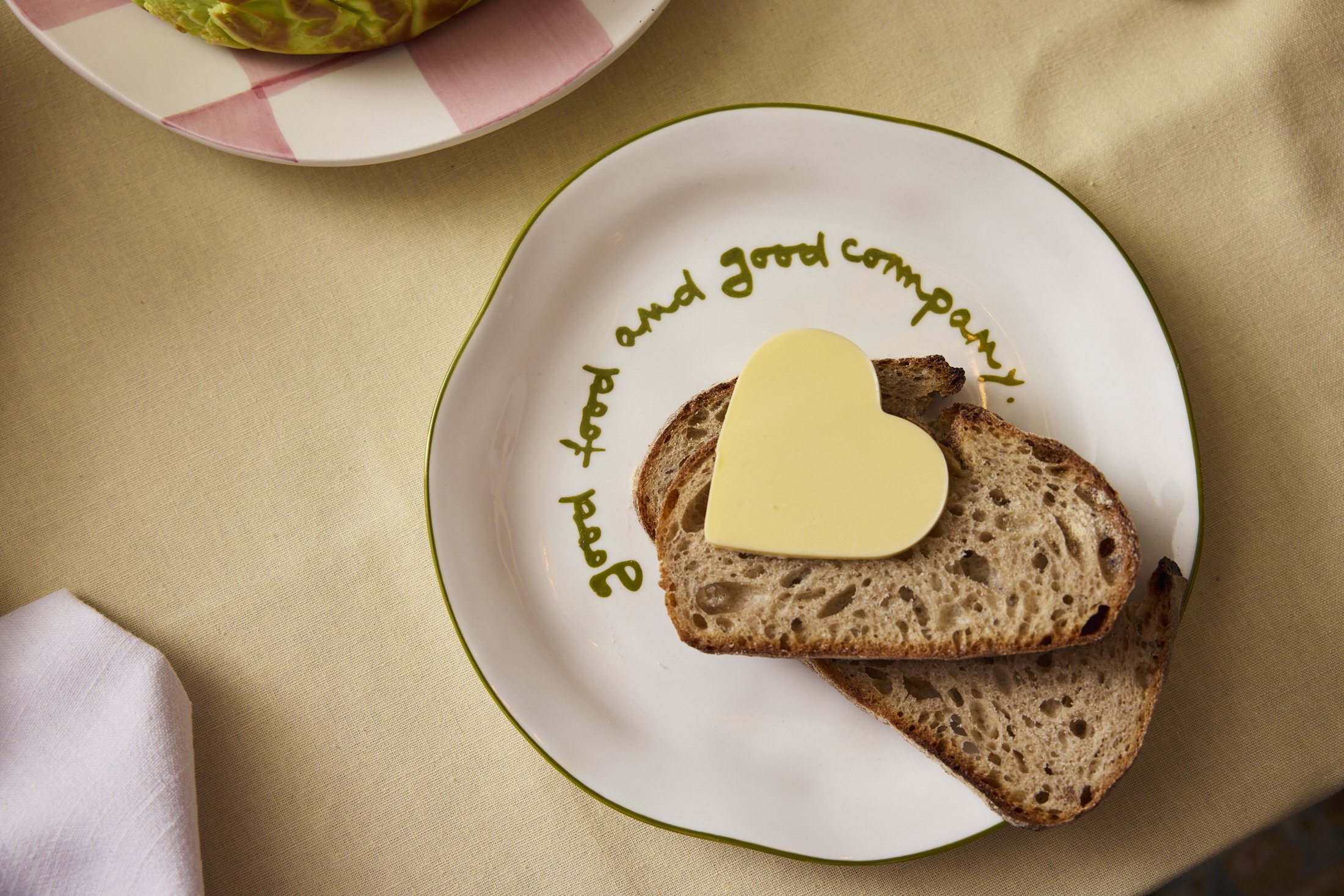 Q425_Mday table scaping_111_RETOUCHED.jpg