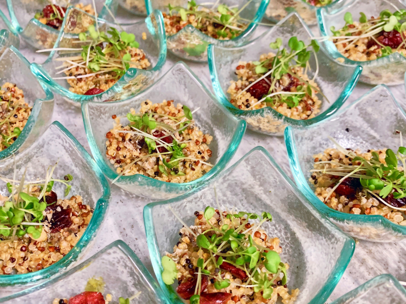 Banquetería para Toda Ocasión: Sabor y Estilo