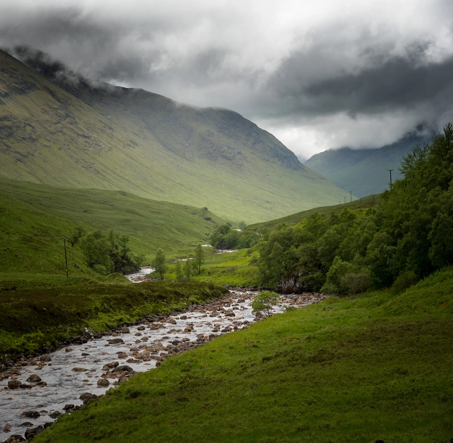 Scotland_landscape_stream.jpg