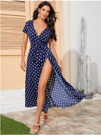 HOW TO WEAR A POLKA DRESS PLUS SIZE