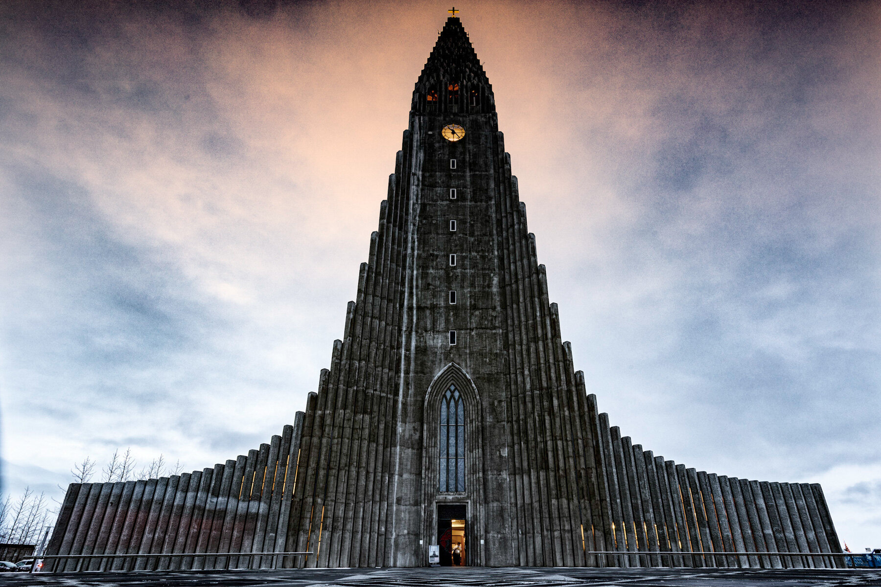 20200118 Hallgrimskirkja 0003-Edit.jpg