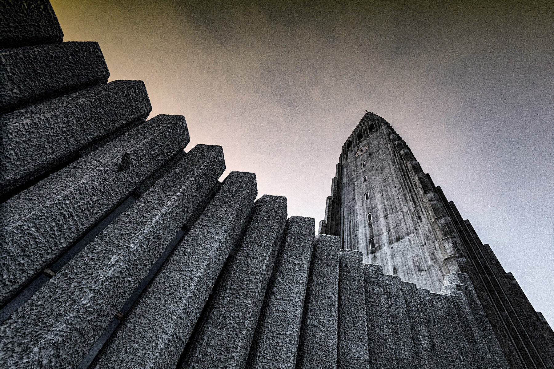20200118 Hallgrimskirkja 0052-Edit.jpg