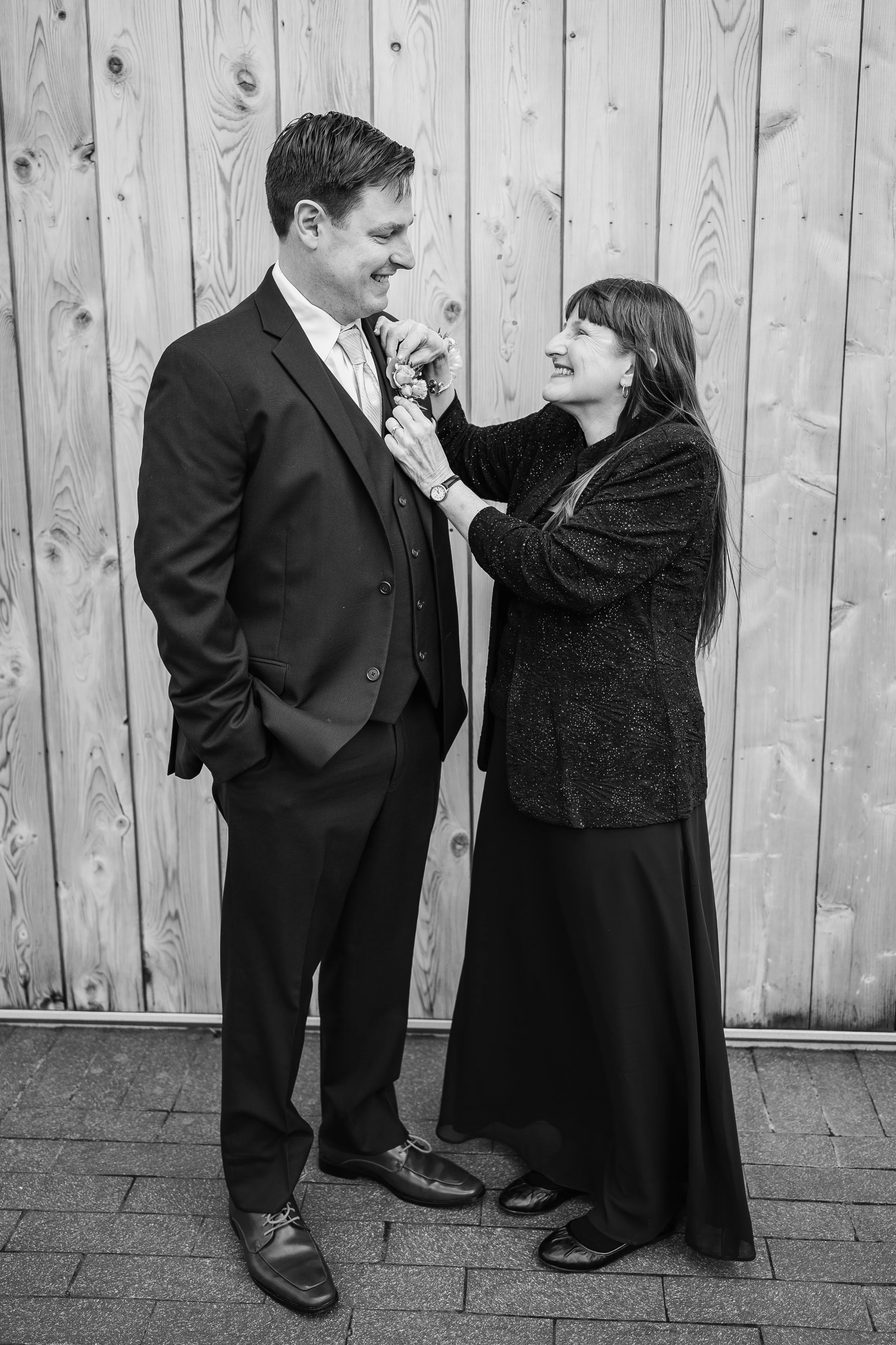 Getting Ready & First Look B&W (54 of 54).jpg