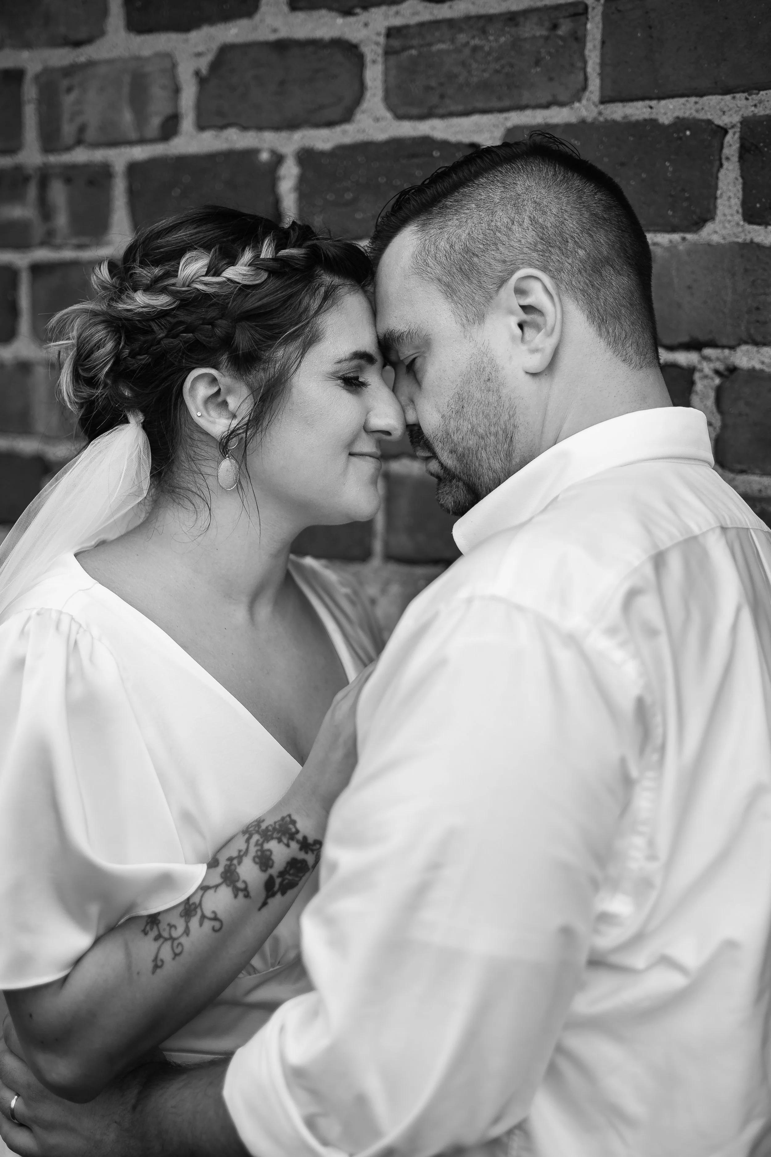 Family & Bridal Party B&W-117.jpg