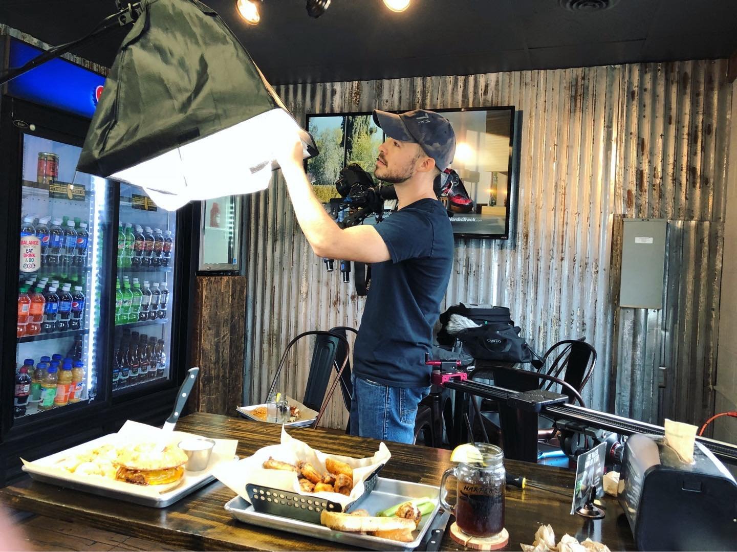 Sometimes one man can do it all. @dustin.media #brandvideos #videoproduction #marketstrategy #foodvideos #foodie