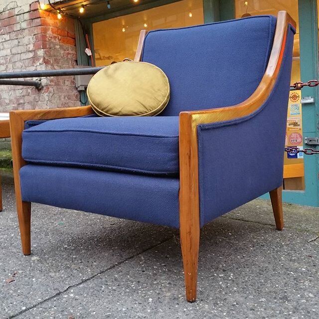 Just in ....1960's sloped arm lounge chair. Excellent condition. 350.00 #madmenchair #bentwood #mcmseattle chair #seattlevintage