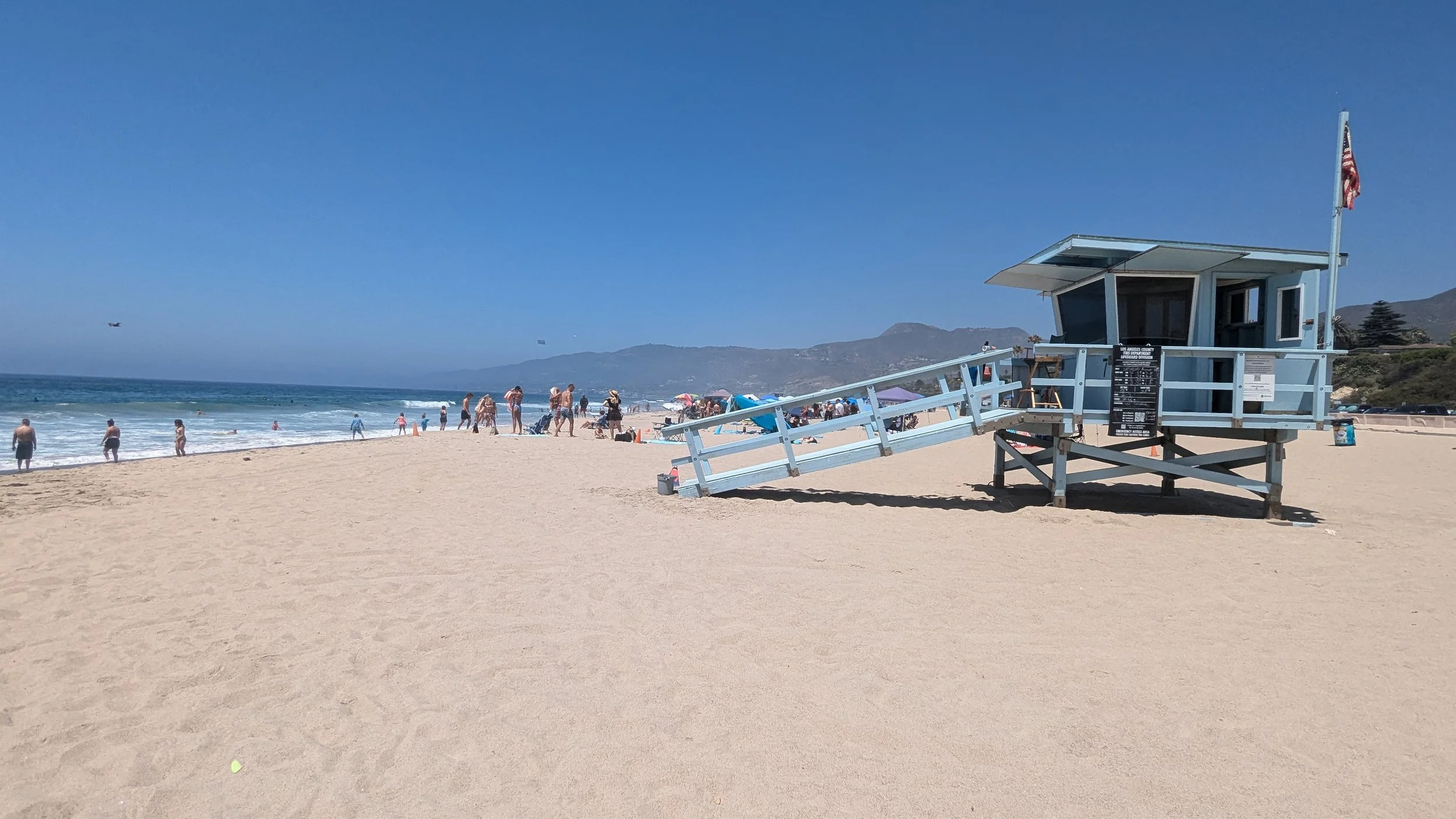 Spending the Day at Zuma Beach in Malibu: Weather, Wind &amp; What to Bring