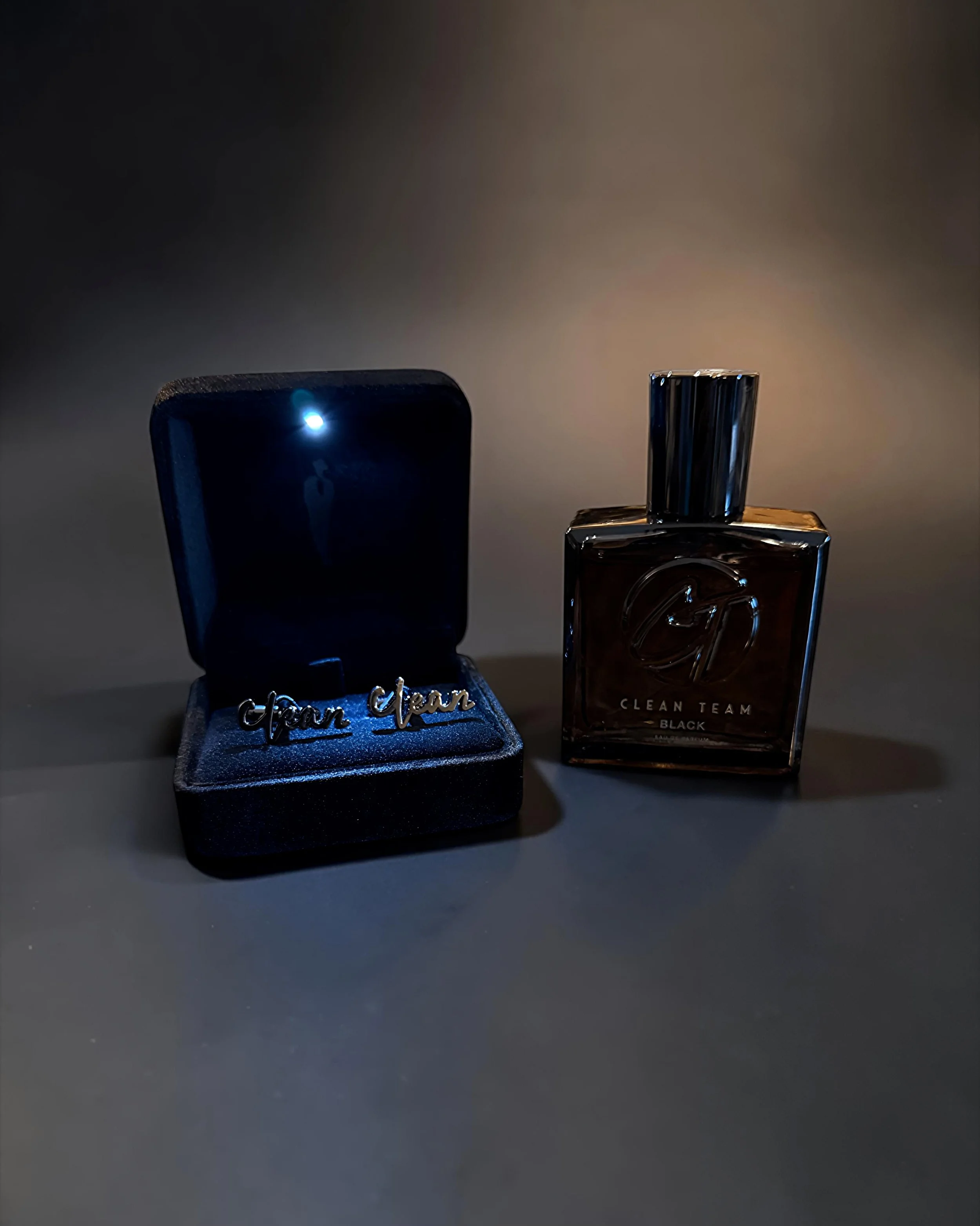 black cufflinks.jpeg