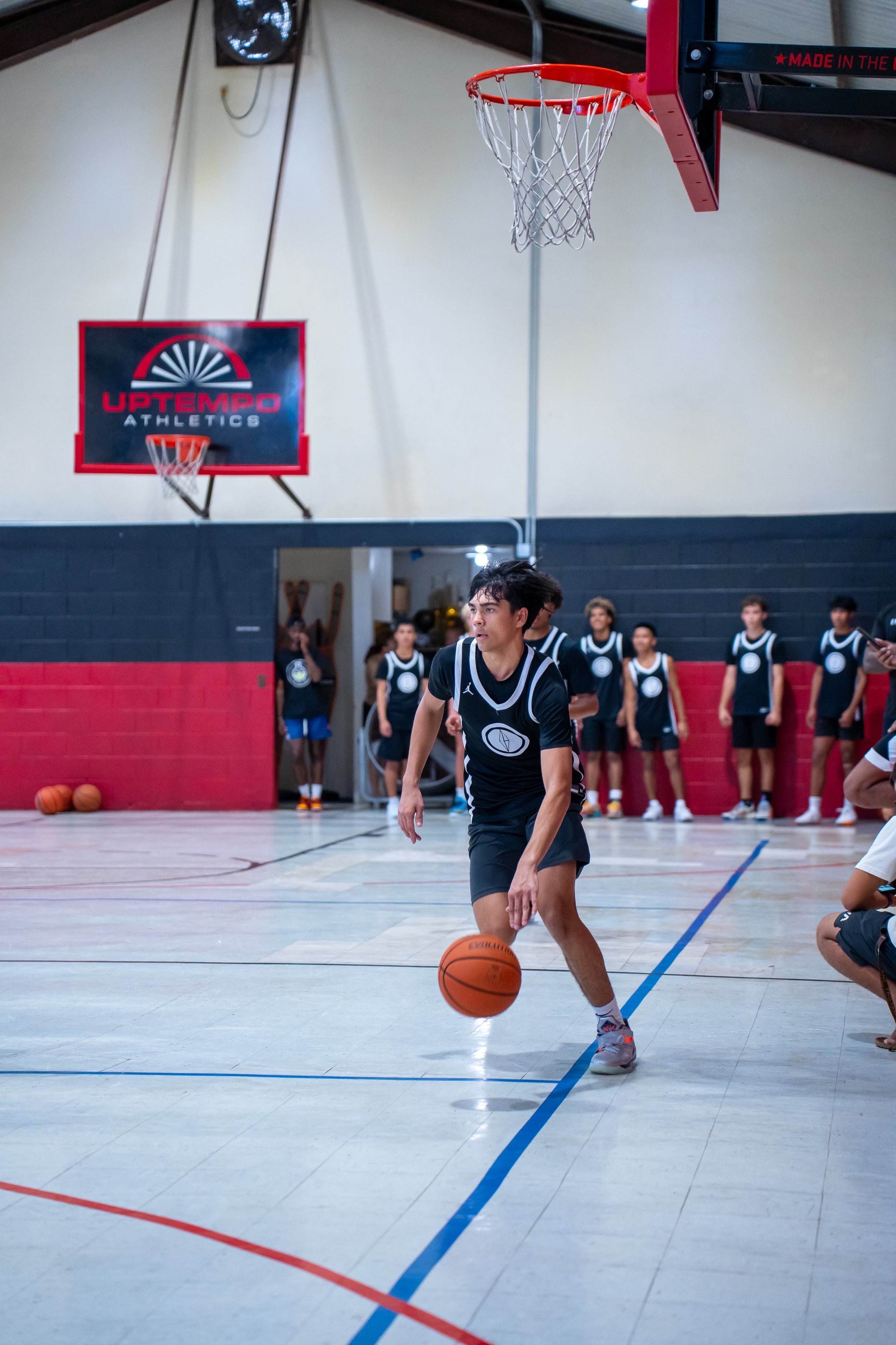 Top 40 Hawaii Scrimmage.jpg