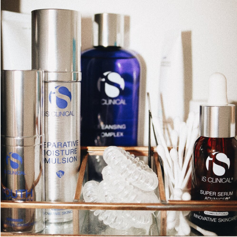 iS+CLINICAL+Australian+Stockist+The+Parlour+Room