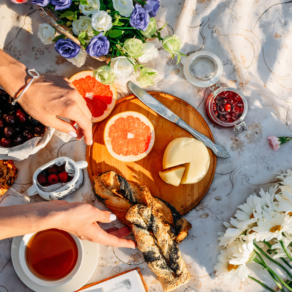 Best+hen%27s+party+ideas+picnic+in+the+park
