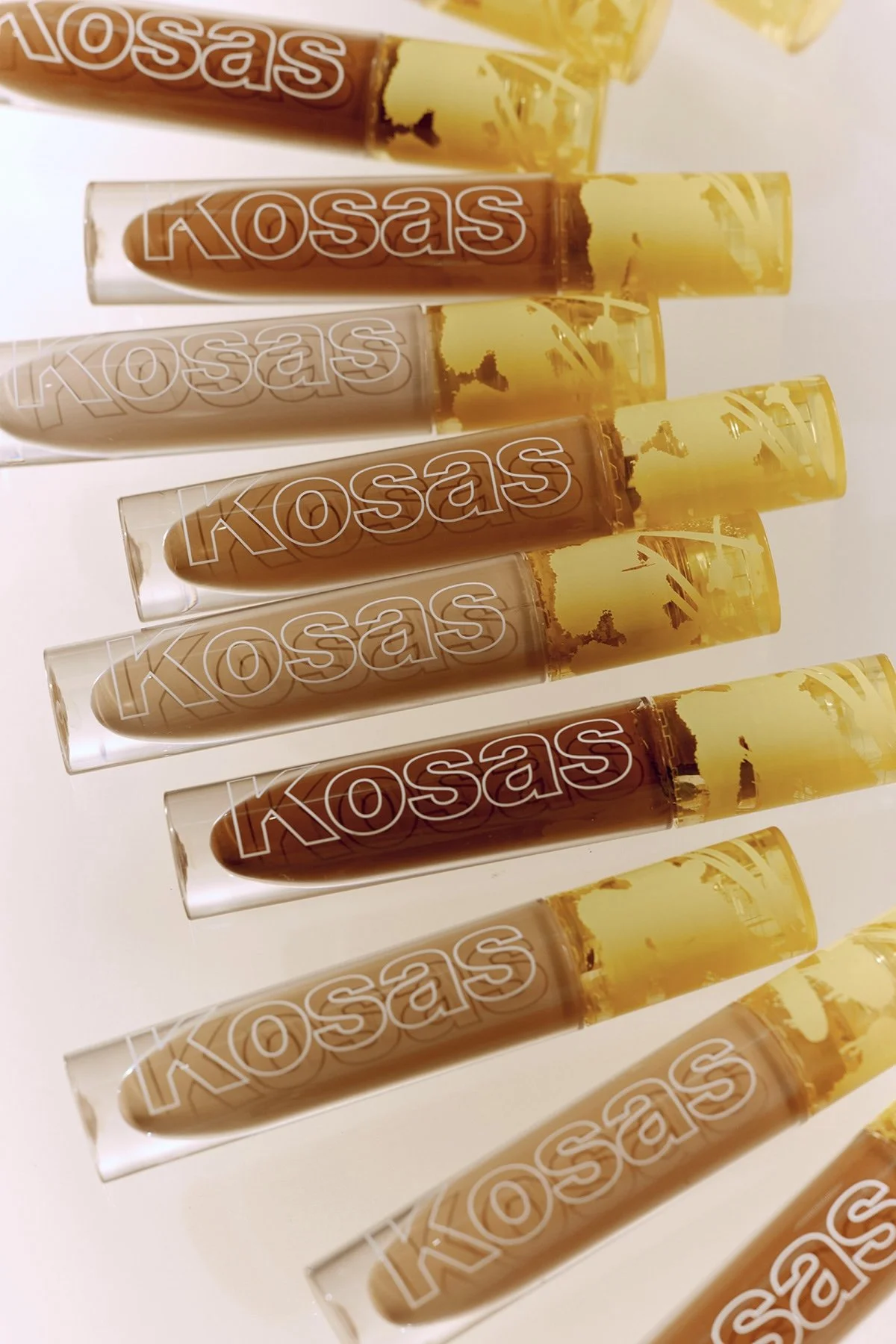 Kosas_2026-Evergreen_PW_Ian-Flanigan_Concealer_03.jpg