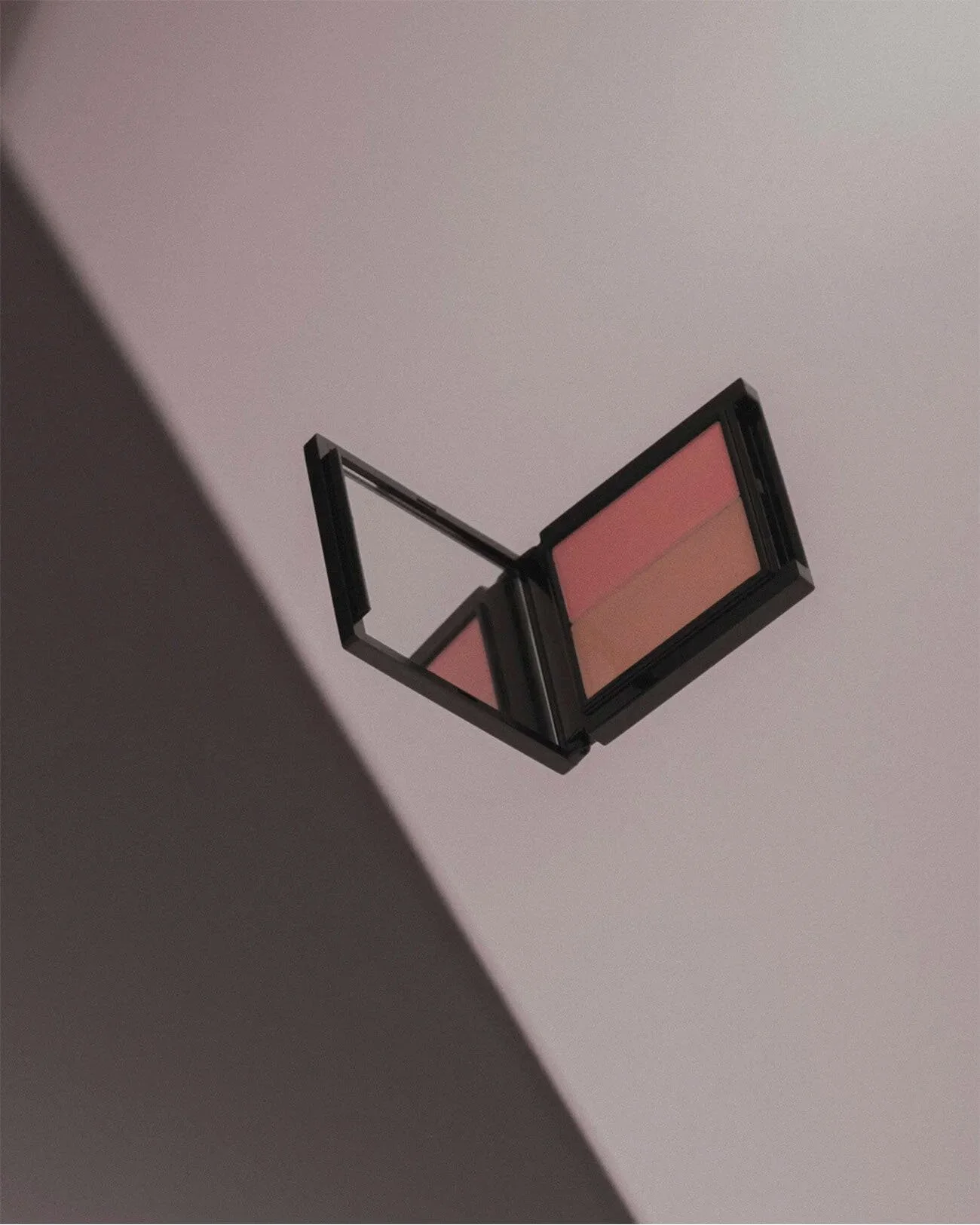 IAN-FLANIGAN-OBJECTS-034.jpeg