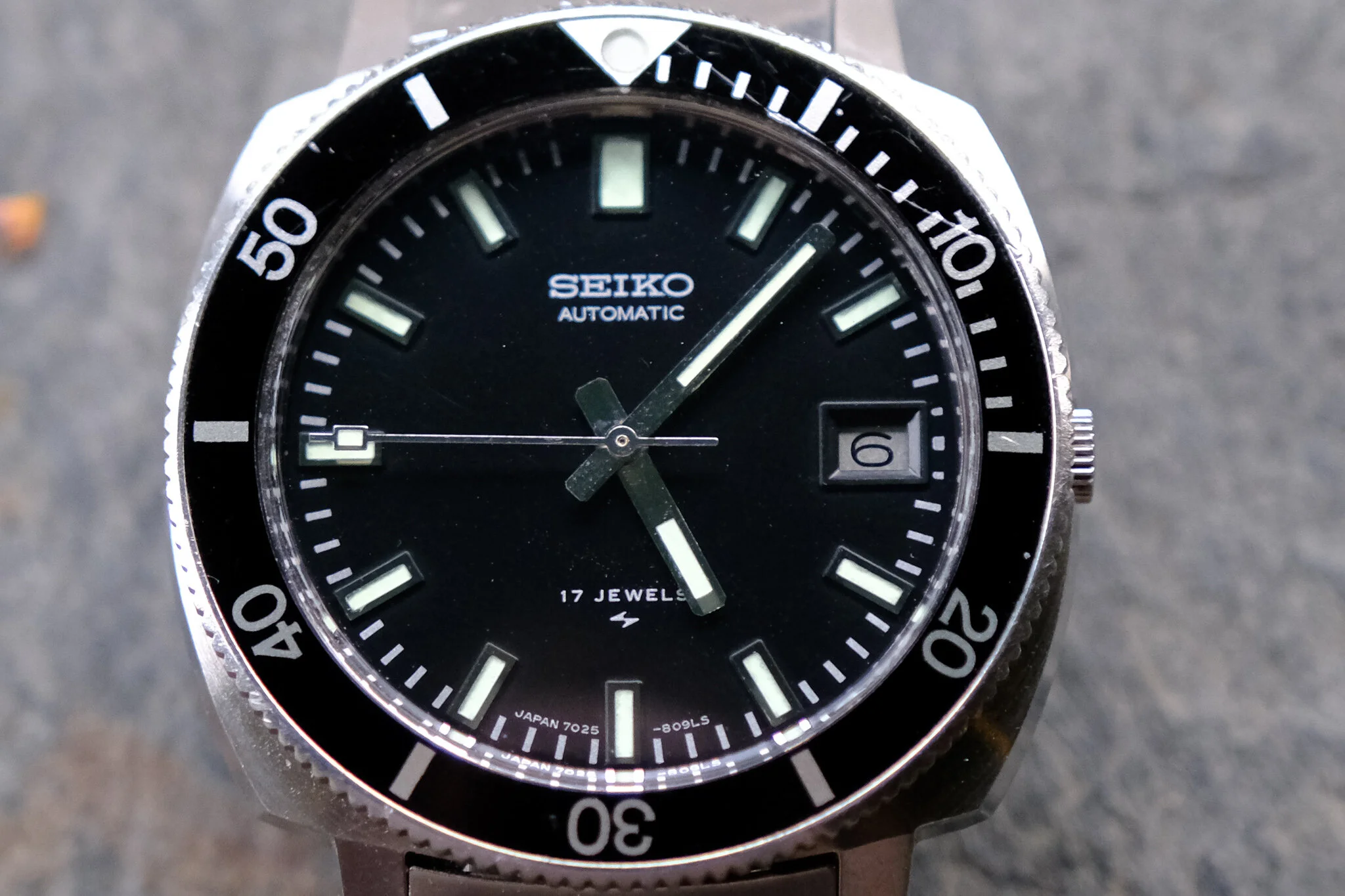 7005-8050] The “Poor Man's 62Mas”. I'd just call it an awesome Proof diver.  : r/Seiko