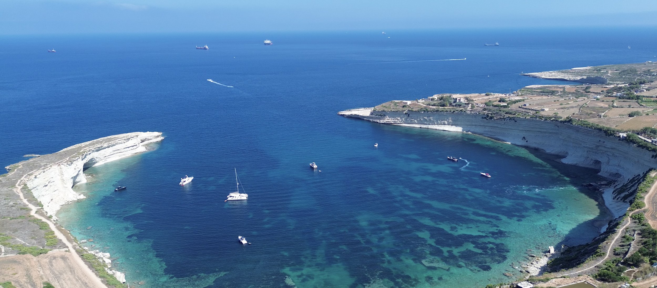 Il-Ħofra ż-Żgħira, Malta