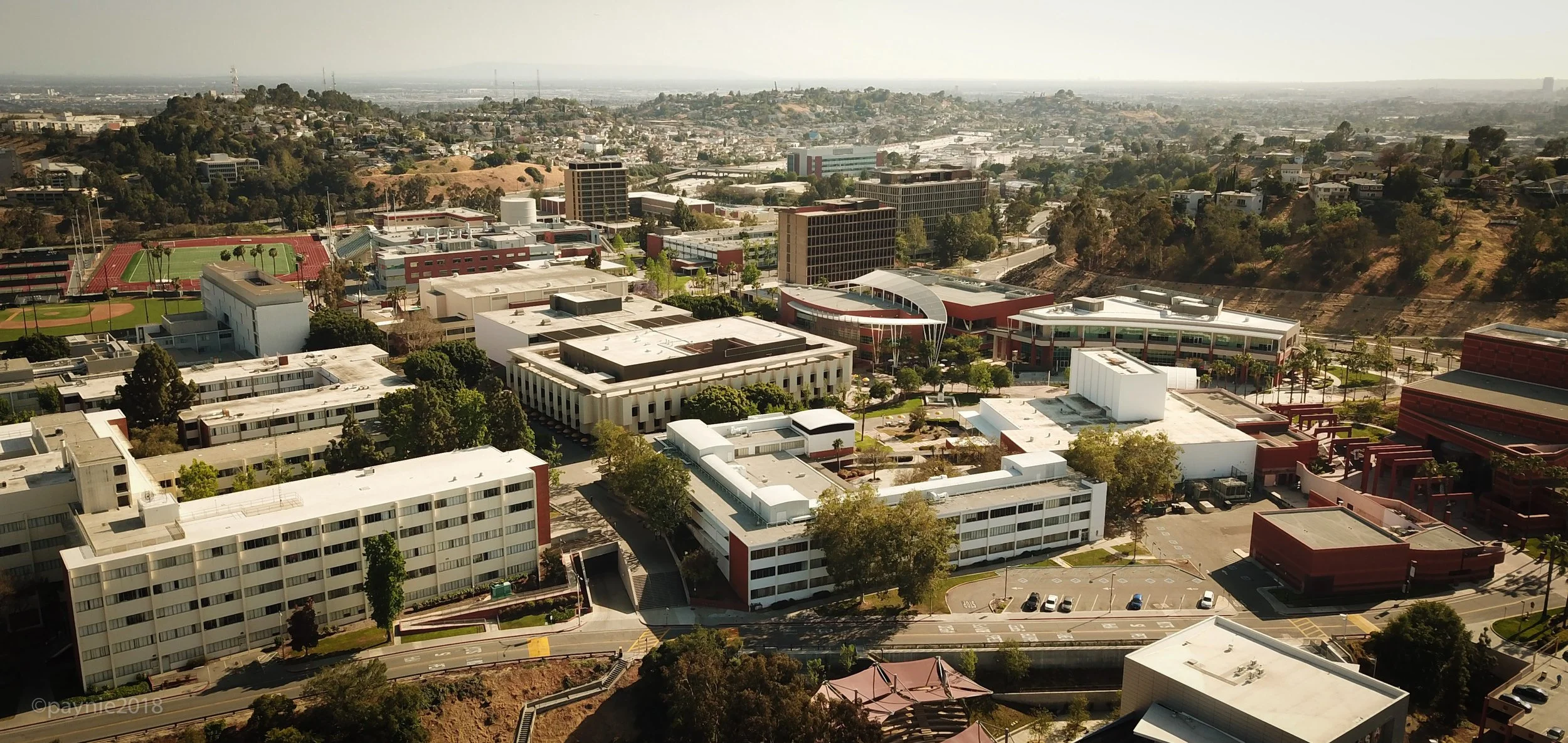  UCLA   