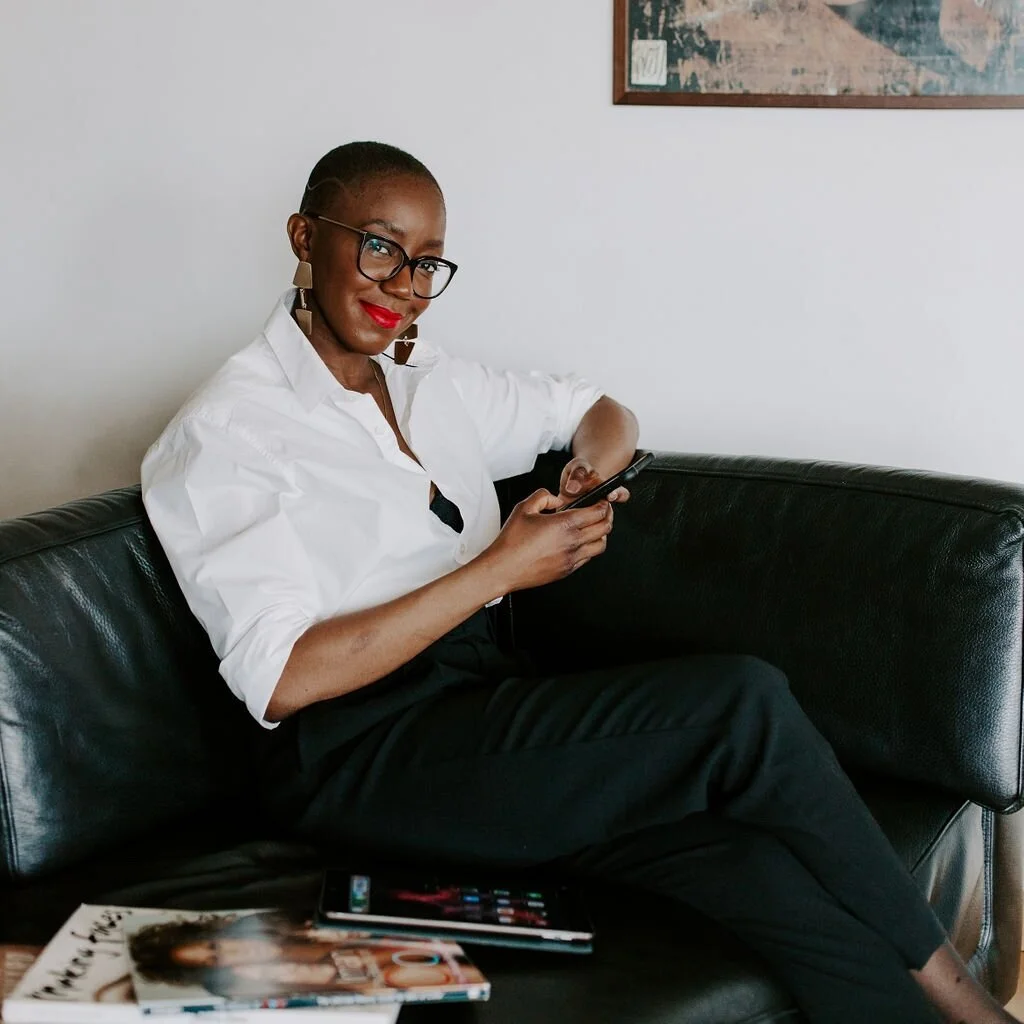 Contact — Makeup Artist Paris