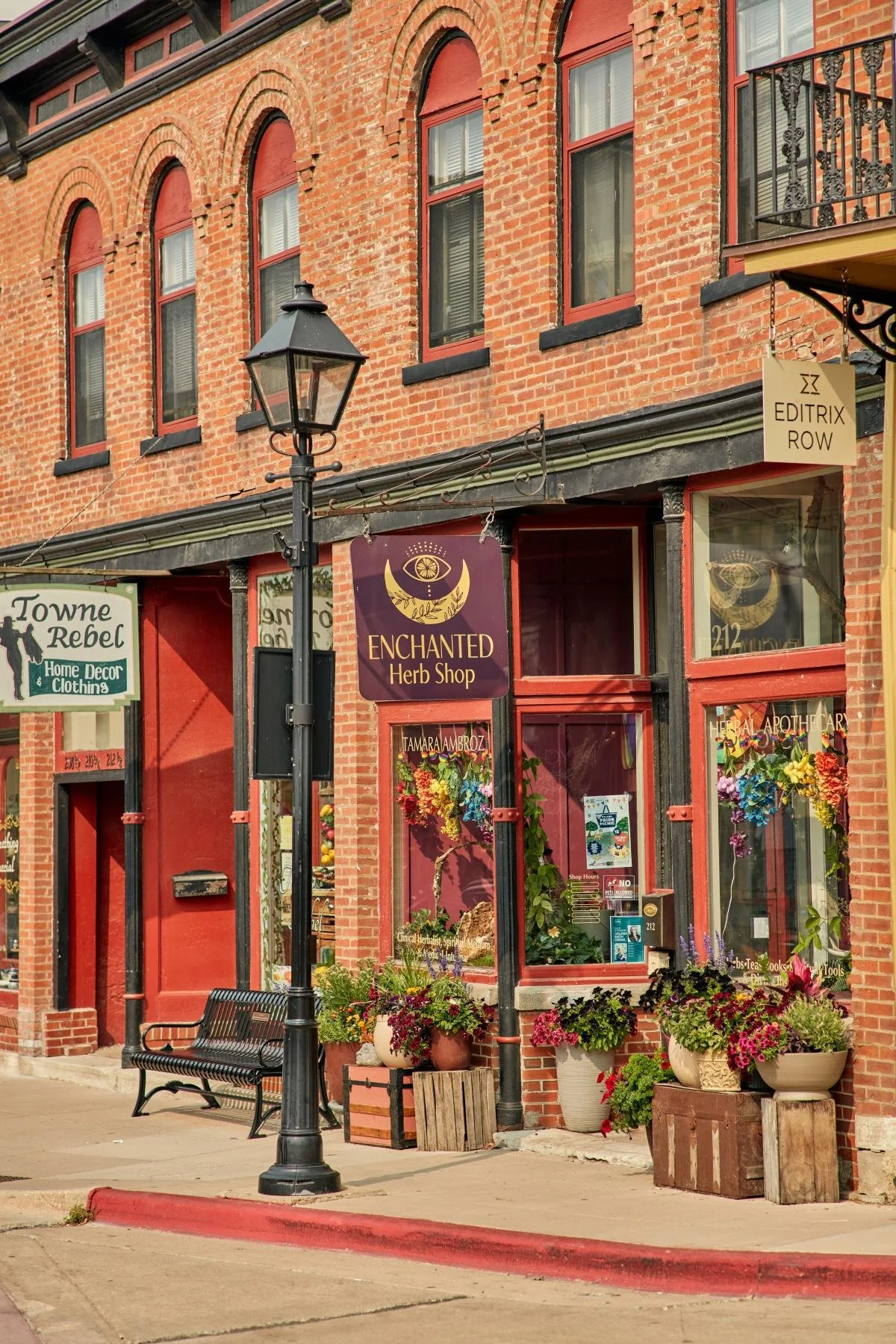 Signing and Meet & Greet