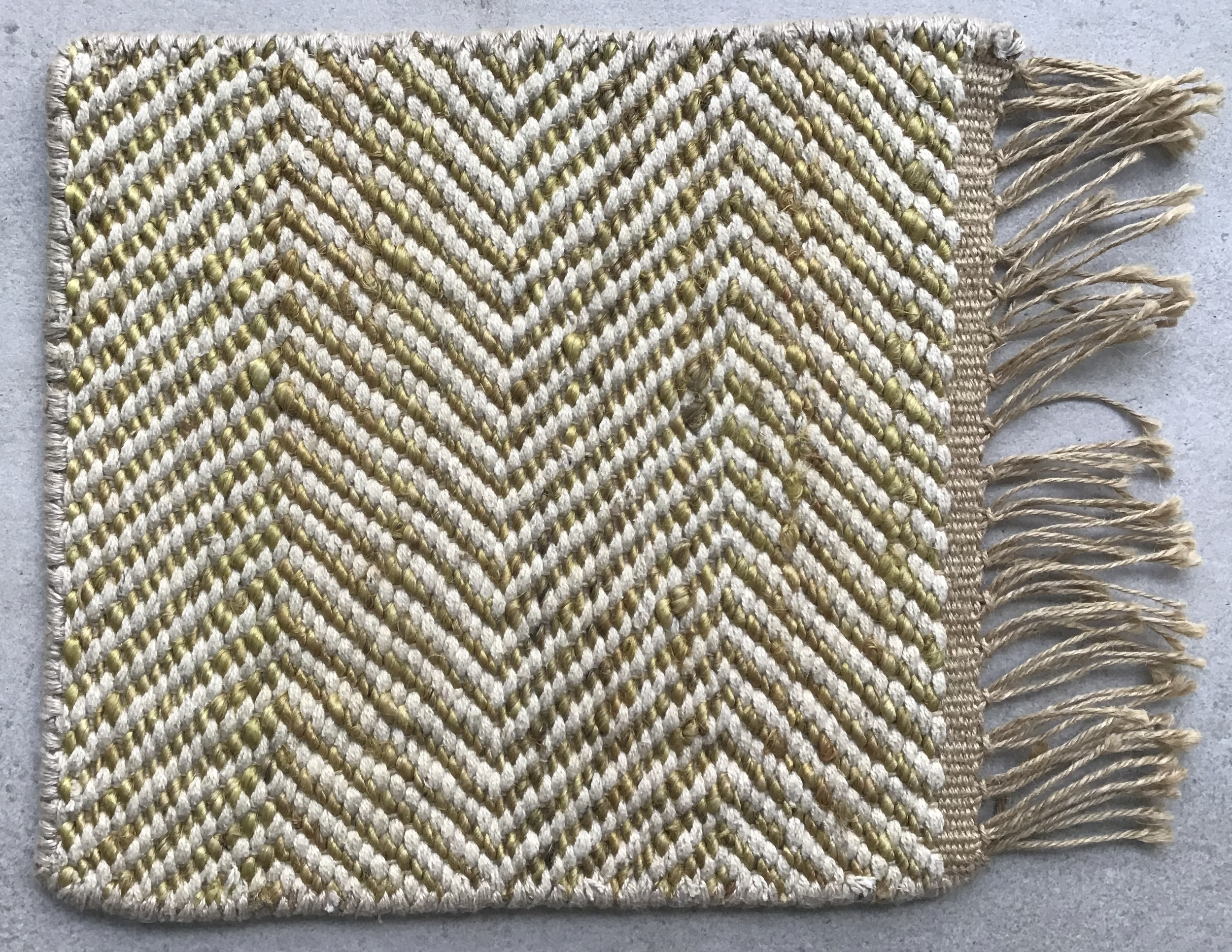 HW37 - Jute - Sienna