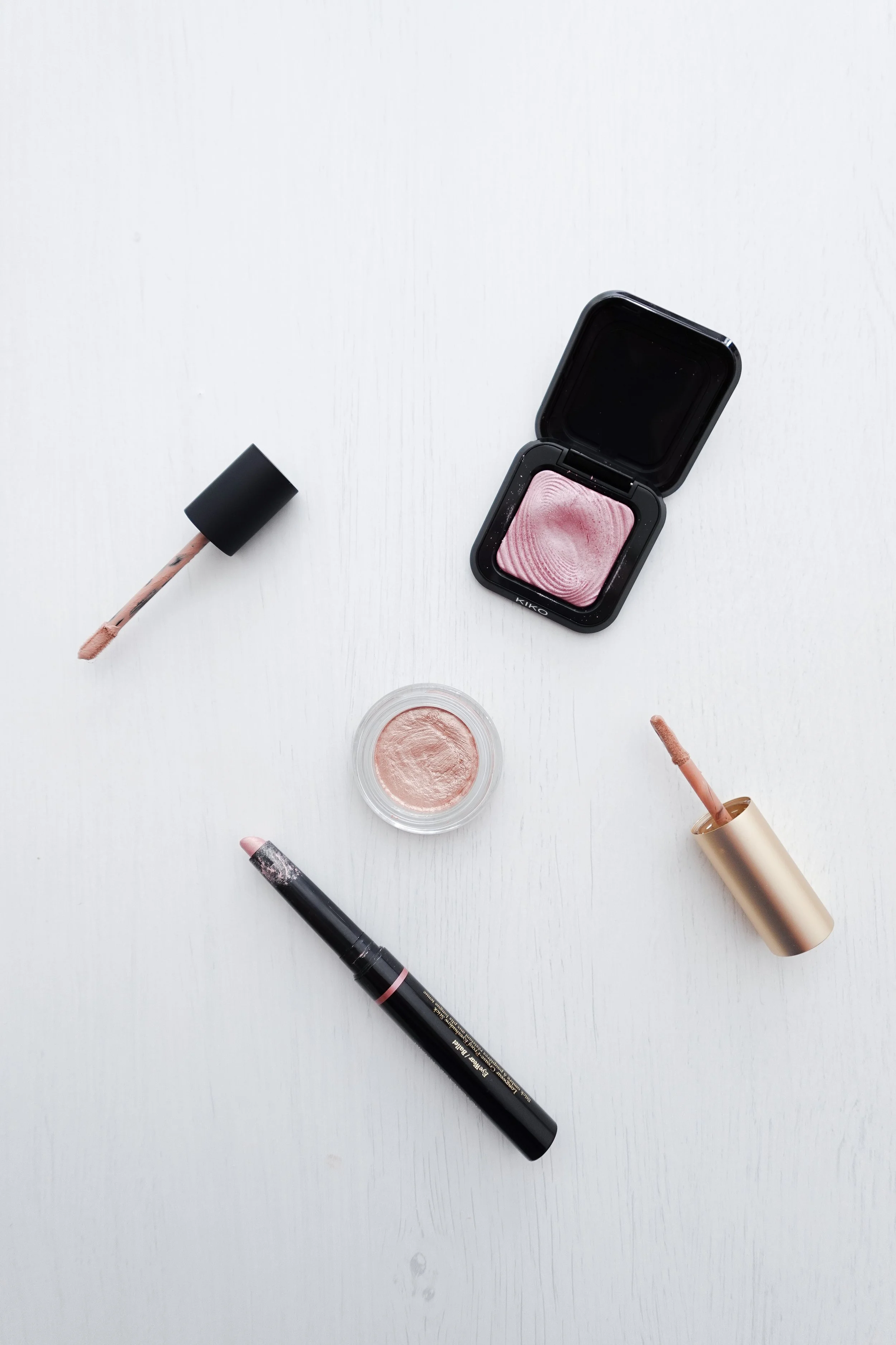 5 Best one-and-done eyeshadows for busy morning