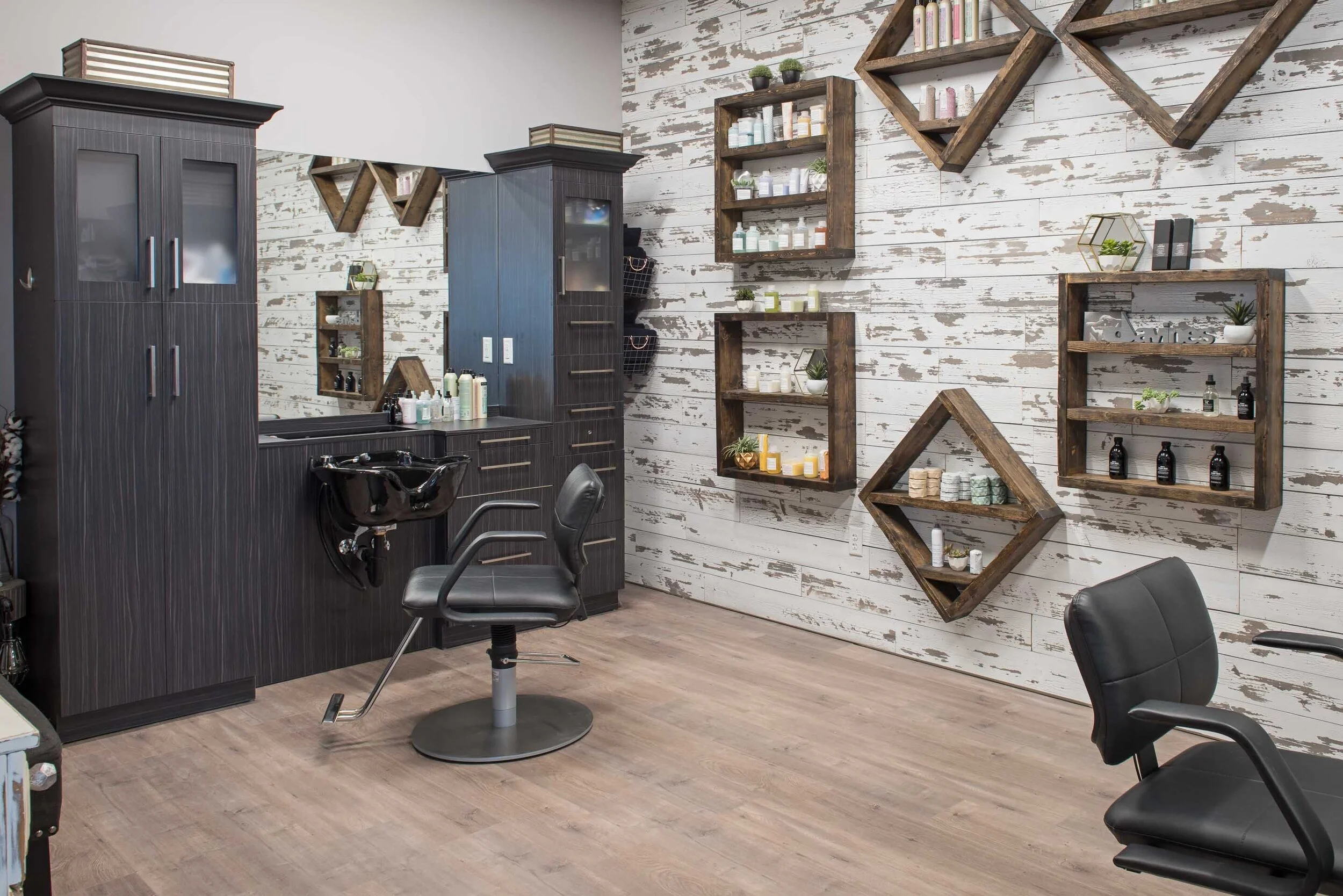 About Pinnacle Hair Salon Woodbury — PINNACLE SALONS