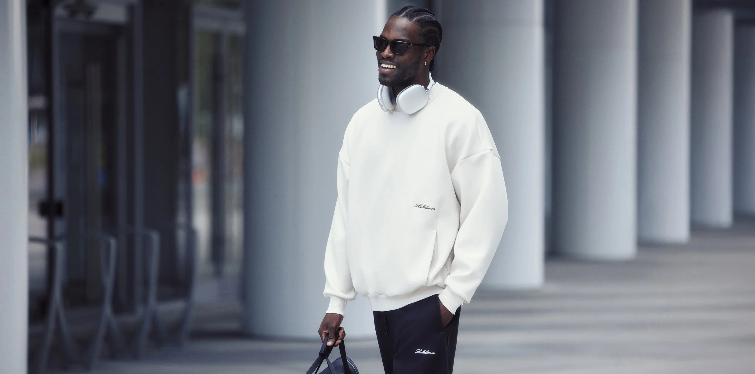 Lululemon_Oct_Wk1_AG_FK_0647_EXT_V1_r_mr.jpg