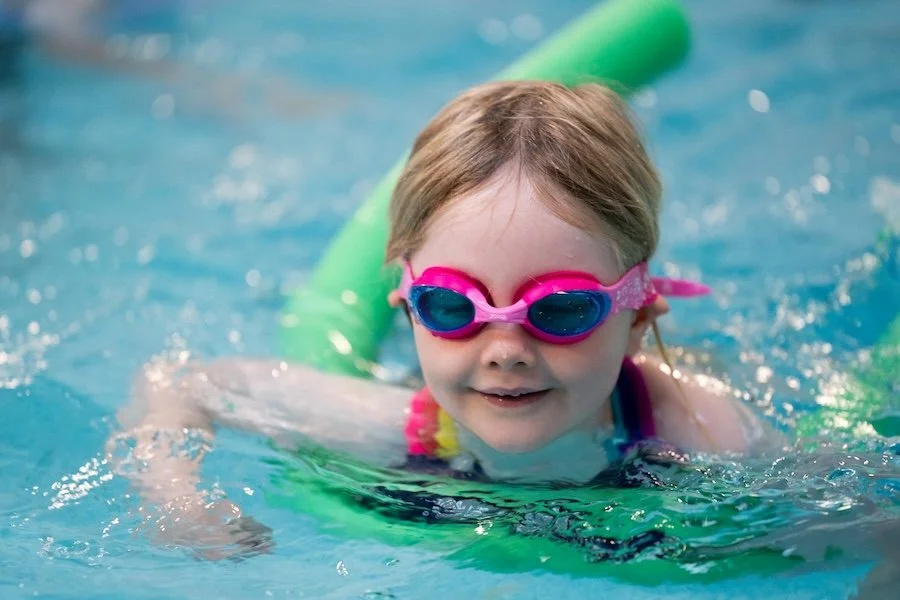Swimming Lessons in Kingston upon Thames | Join GoggleSquad