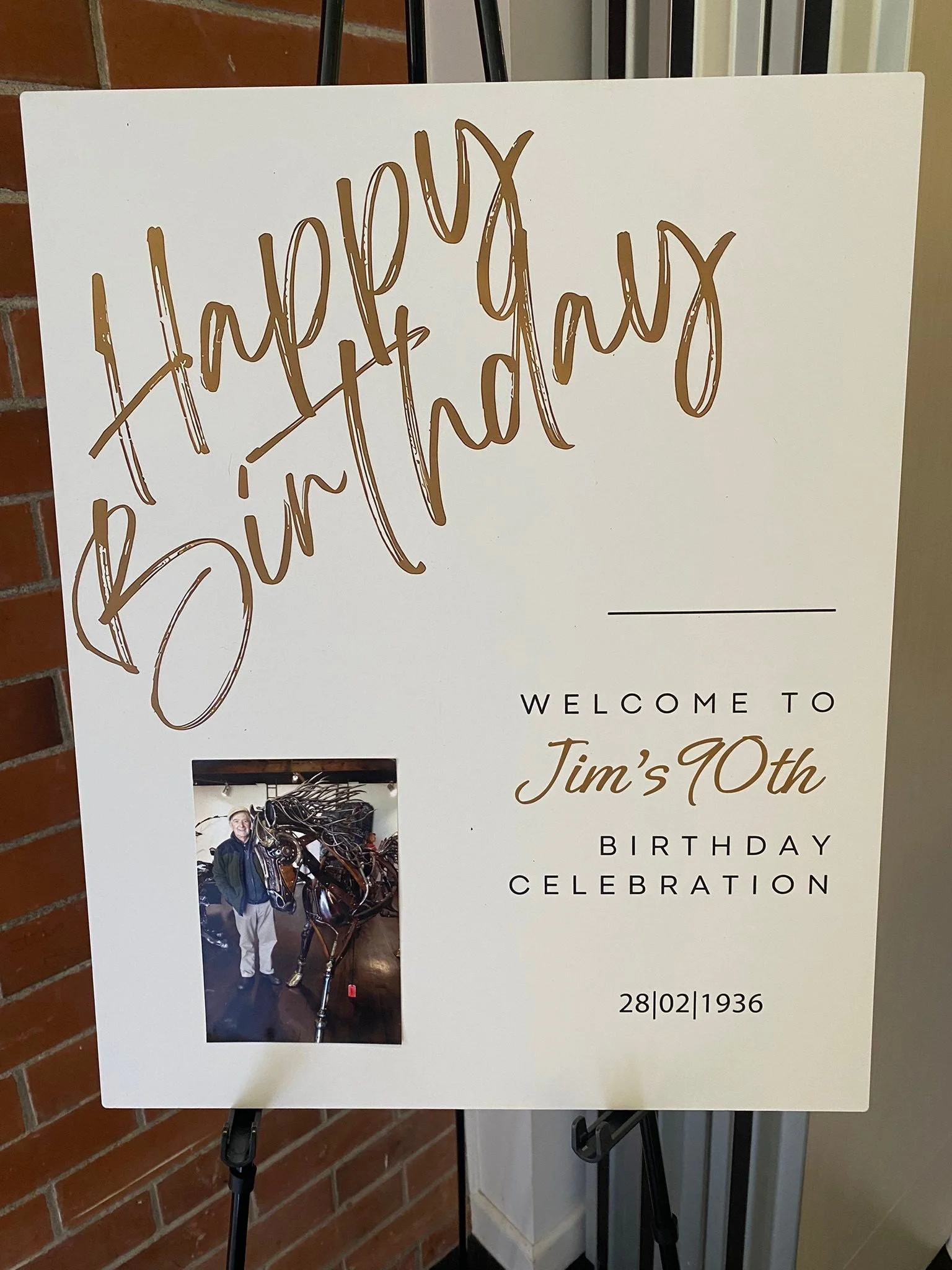 Celebrating my Dad's 90th birthday yesterday at La Valla in Tuakau. Dad's heart was filled with lots of love as he shared this milestone with his loving family and 2 great grandchildren 💗💗. What a truly special occasion🎈🎂❤️