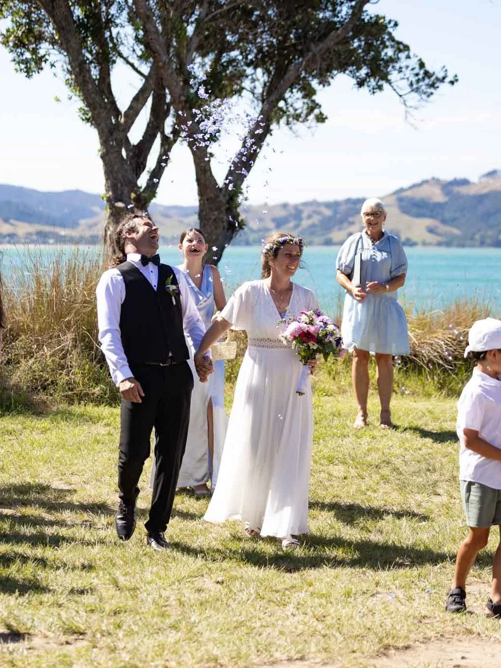 Kat &amp; Evan tied the knot at Cooks Beach with a wedding that felt uniquely them. Beautifully weaving their talented community into every part of the day - from the cake and flowers to the venue and a stunning reception dinner. 

A truly special co
