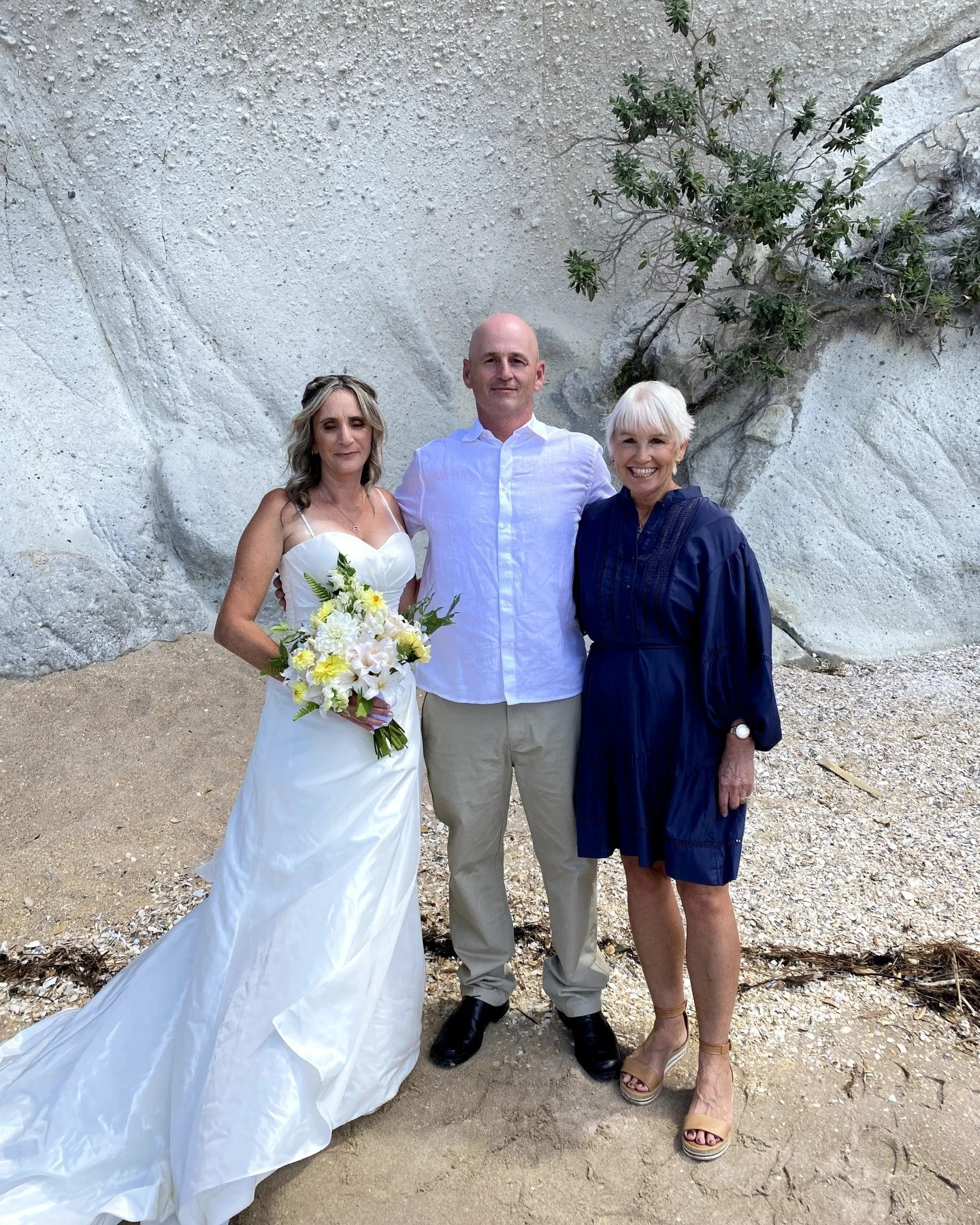 Vanessa &amp; Ricky's elopement was everything an elopement at Lonely Bay should be - intimate, beautiful, and completely theirs 🤍