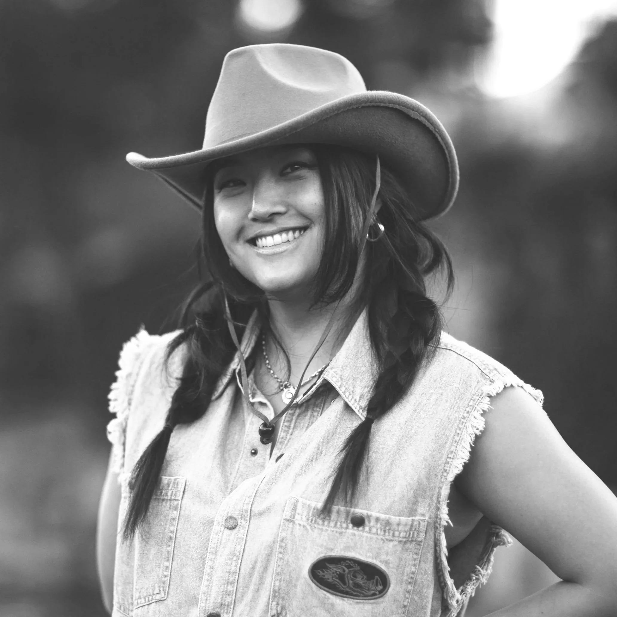 JULIE ✐ Senior Motion Designer
