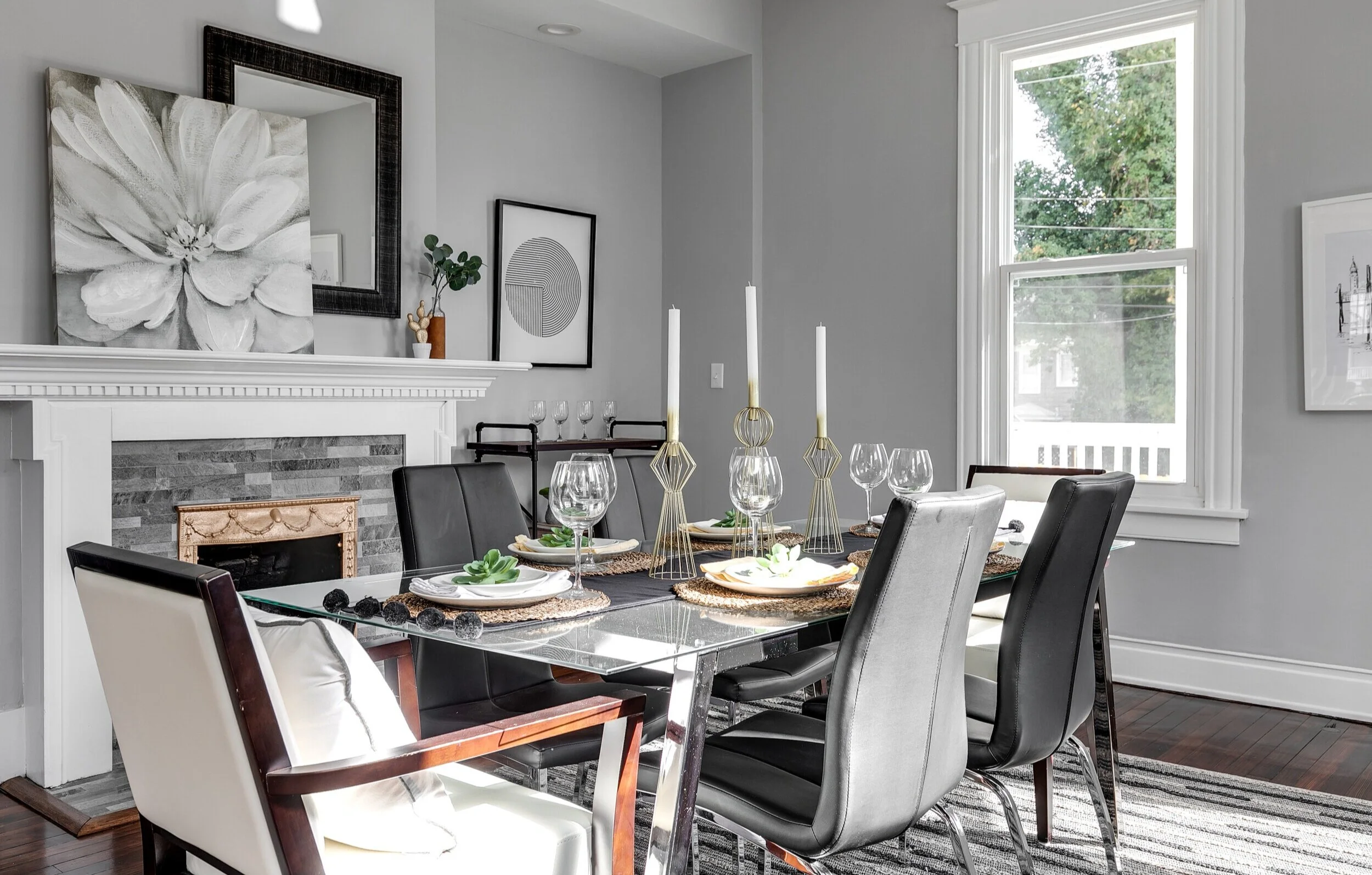 2417BartonAve+%2818+of+71%29.jpg