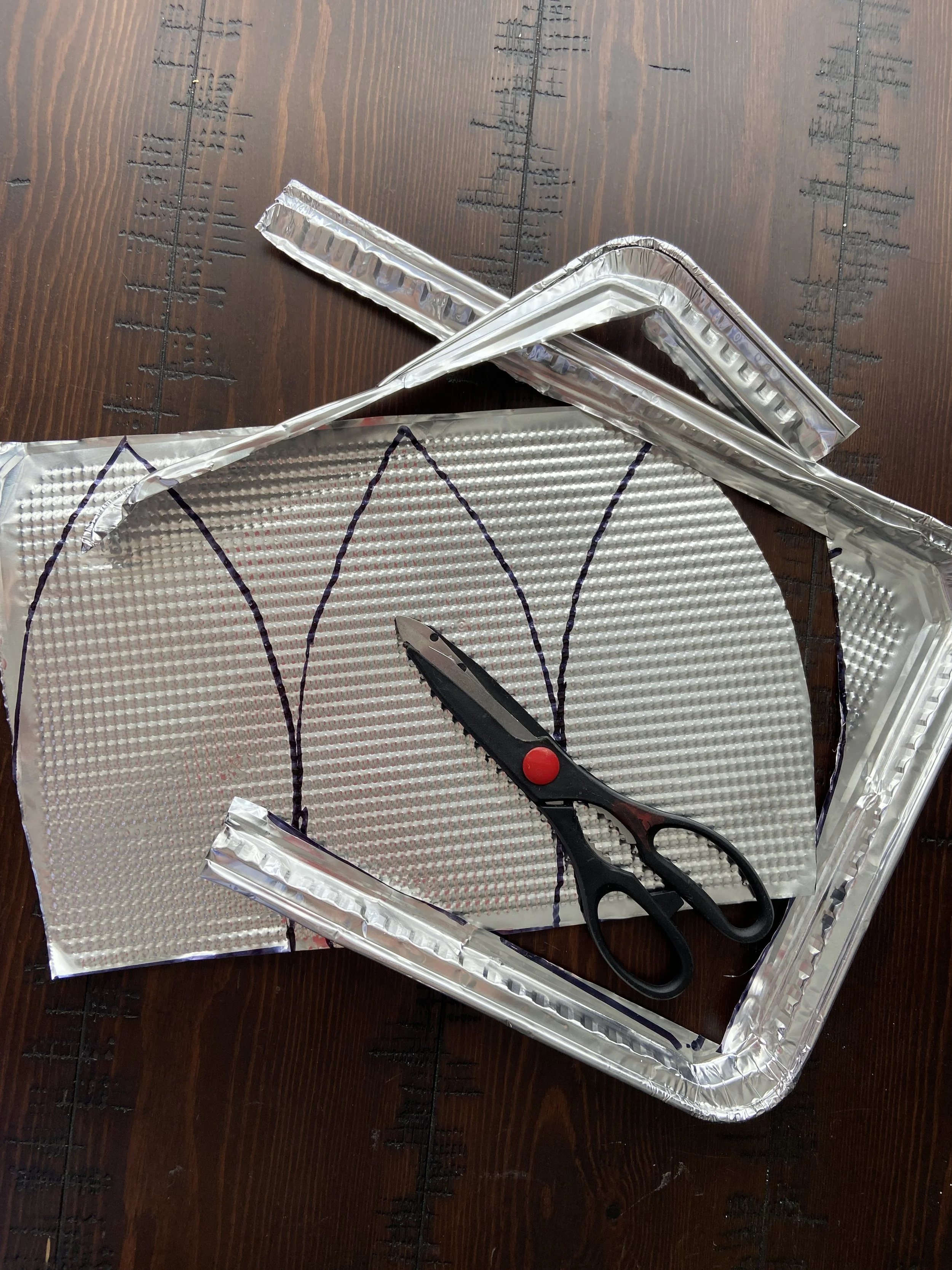 DollarTree Aluminum Sheet Pan Flower00029.JPG