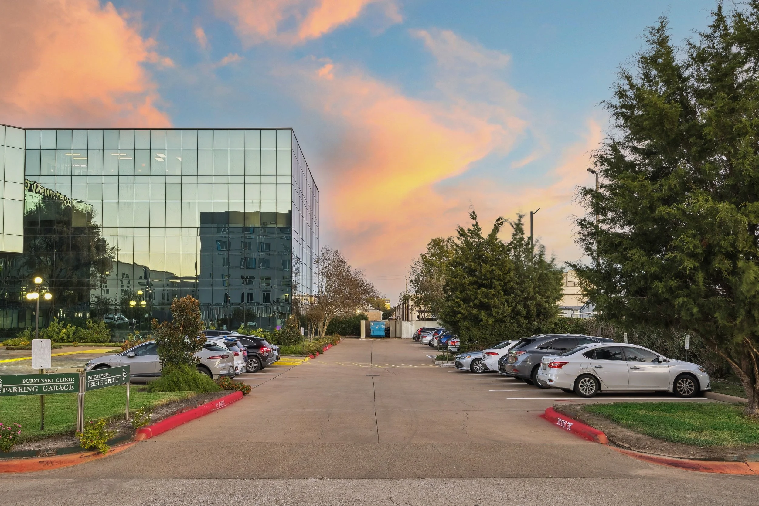 08-Katy Freeway 9432 IMG 09.jpg