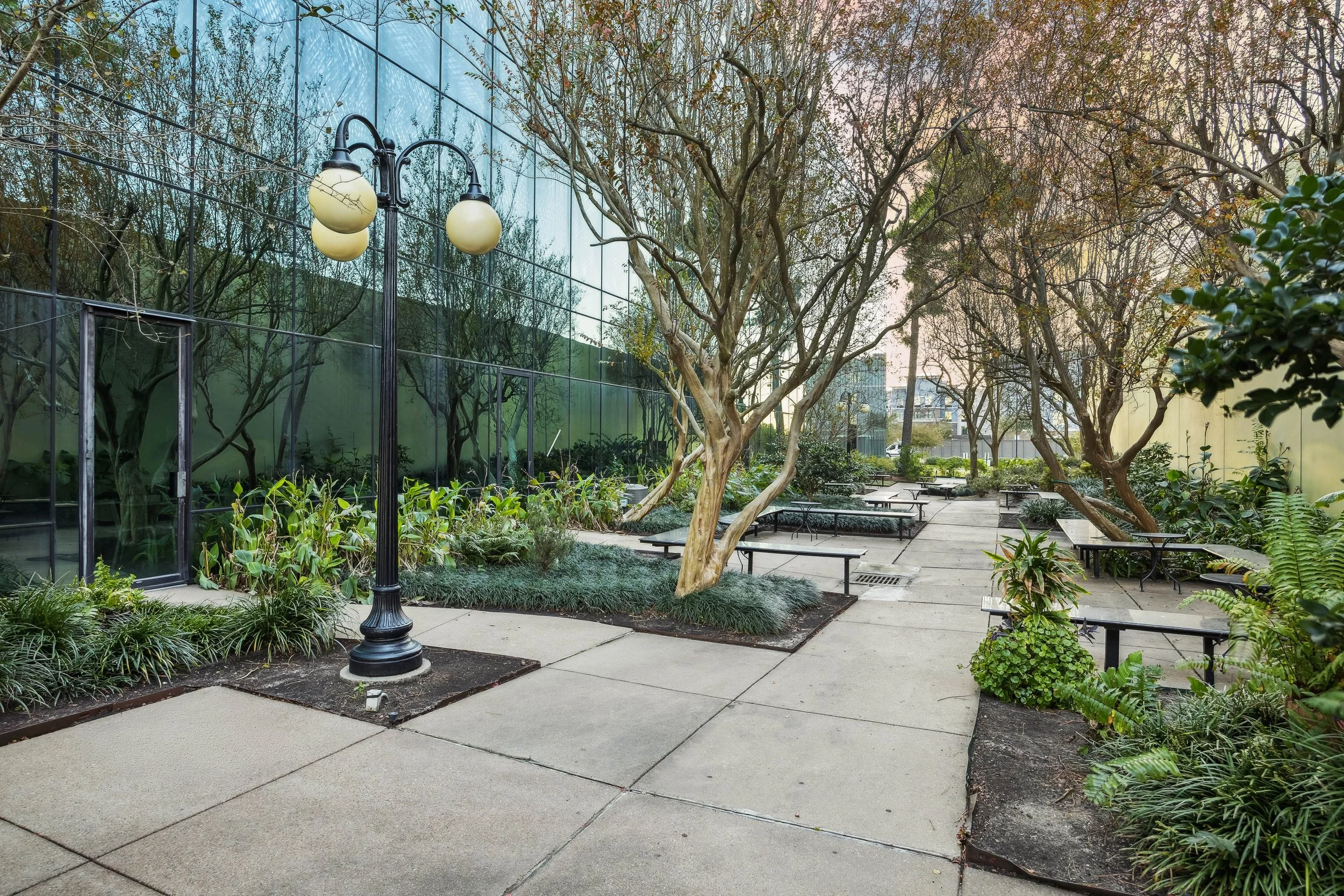 19-Katy Freeway 9432 IMG 23.jpg