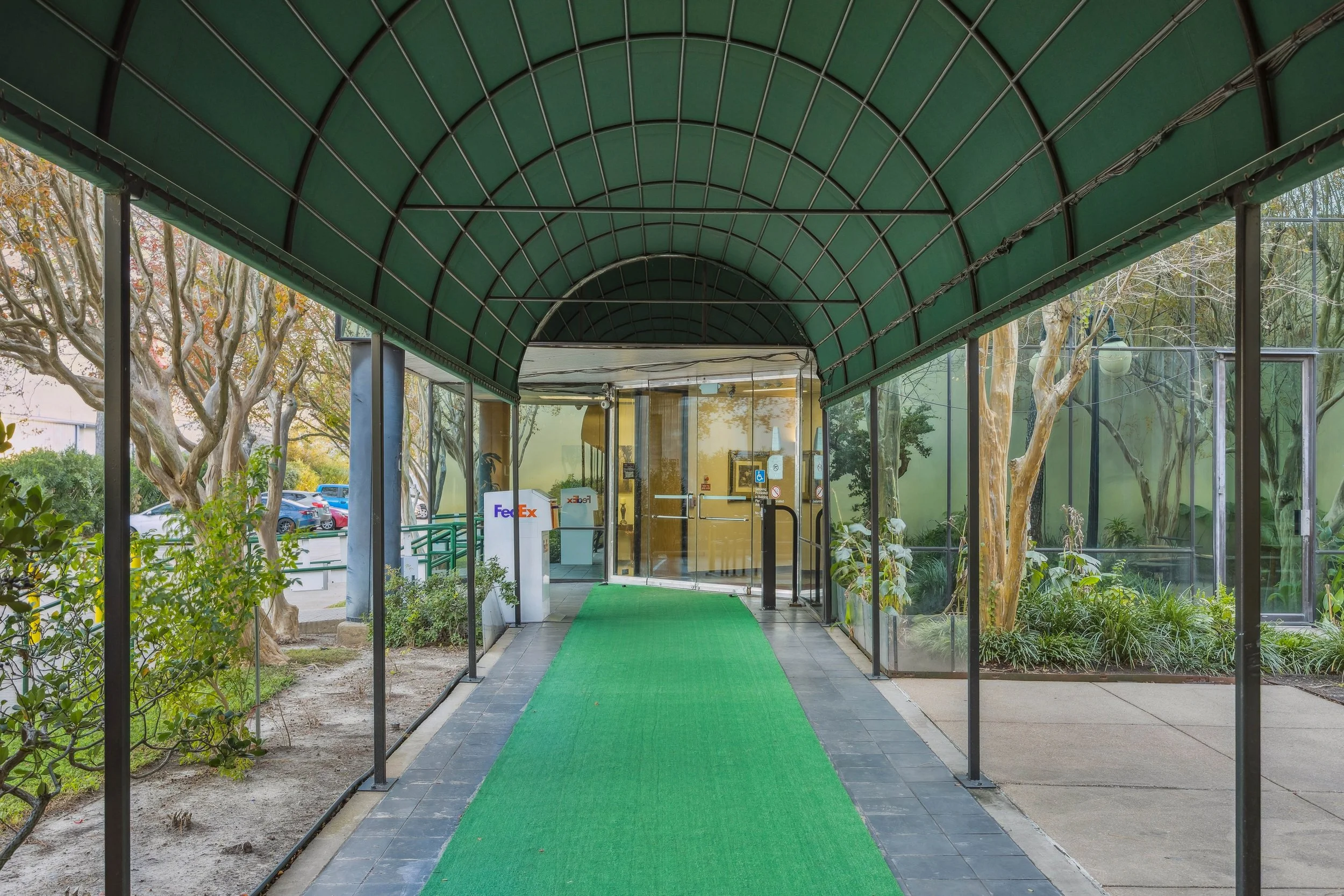 21-Katy Freeway 9432 IMG 26.jpg